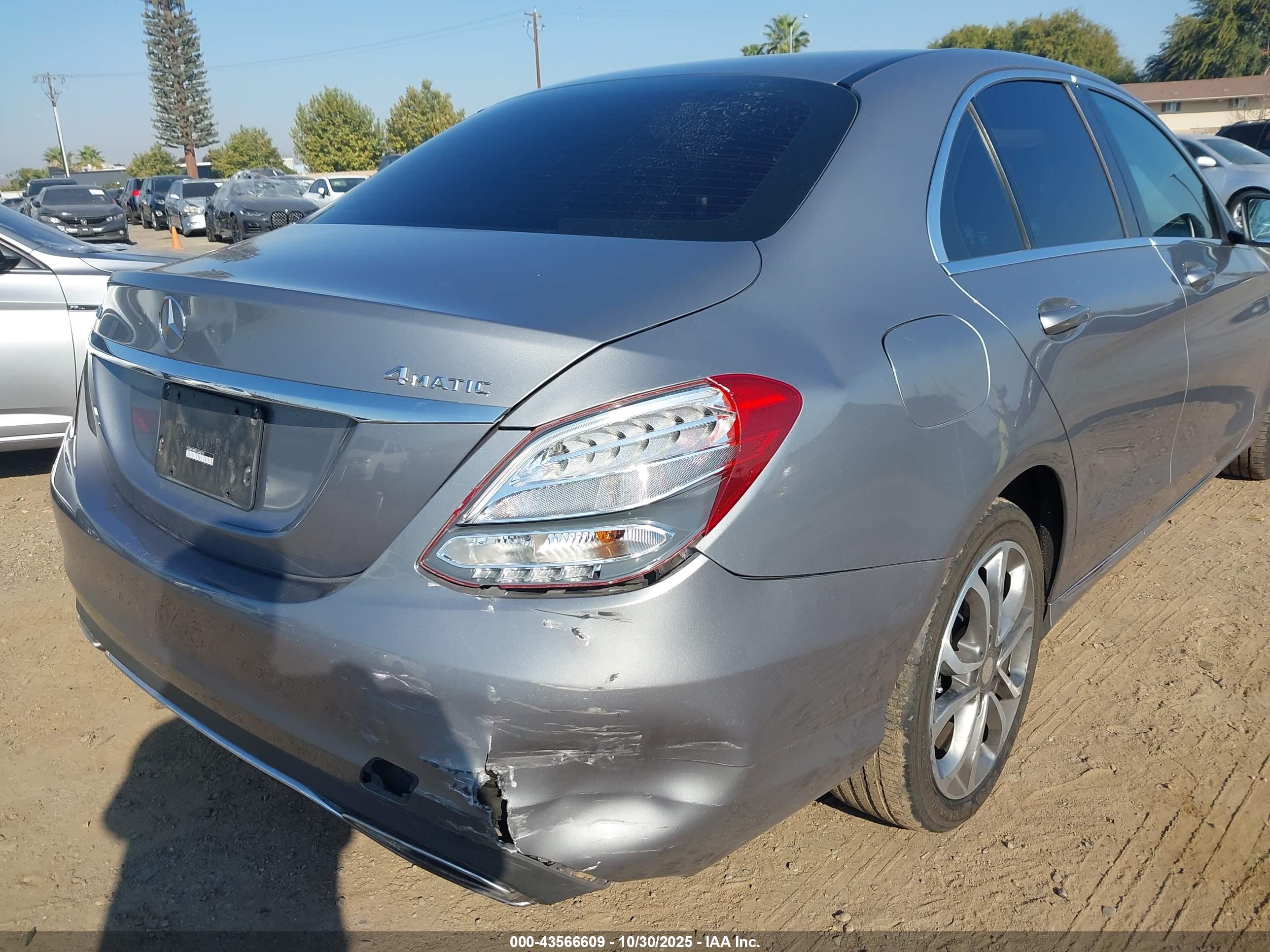 MERCEDES-BENZ C image 6