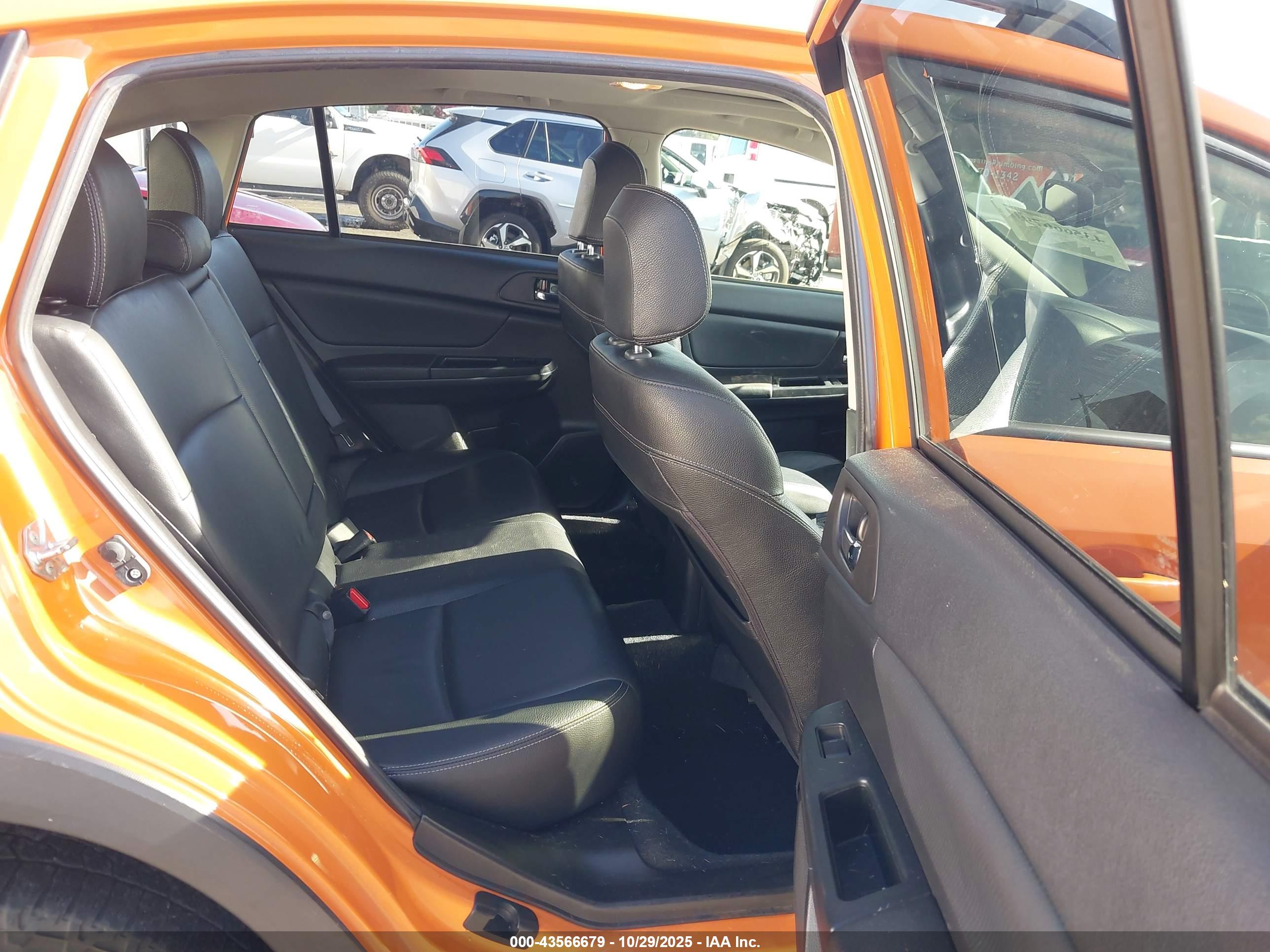 SUBARU XV image 8