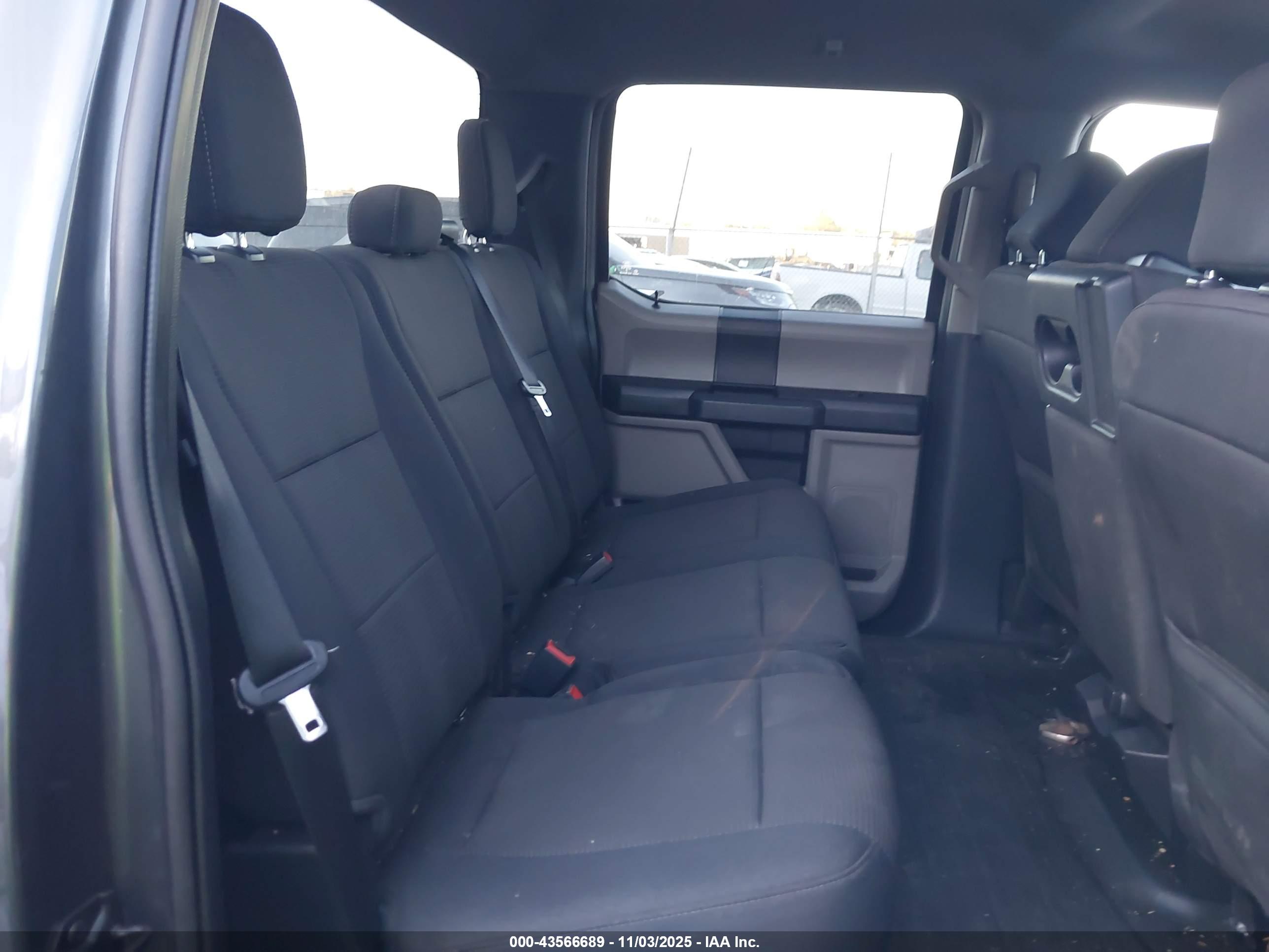 FORD F-150 image 8