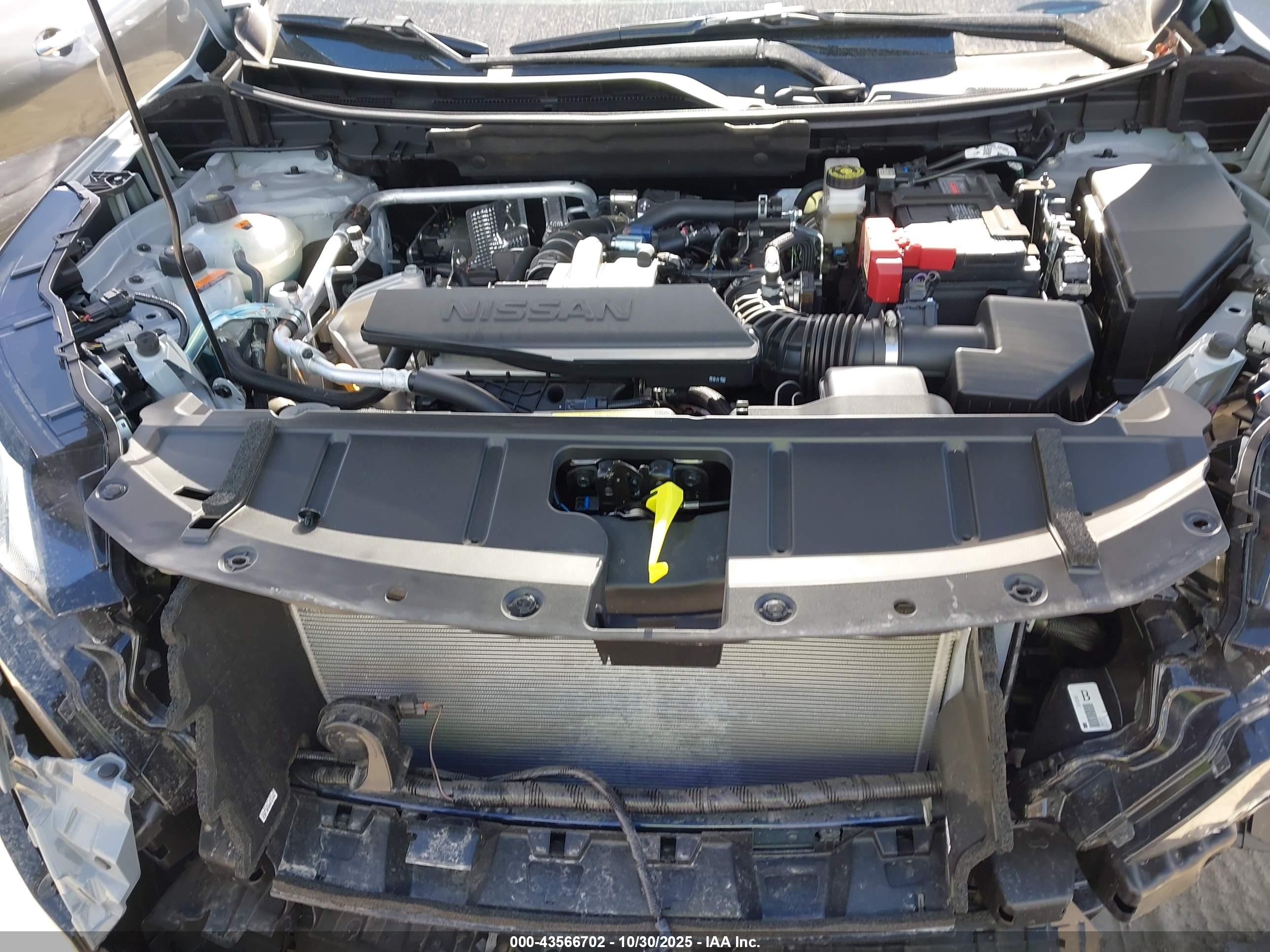 NISSAN ROGUE image 10