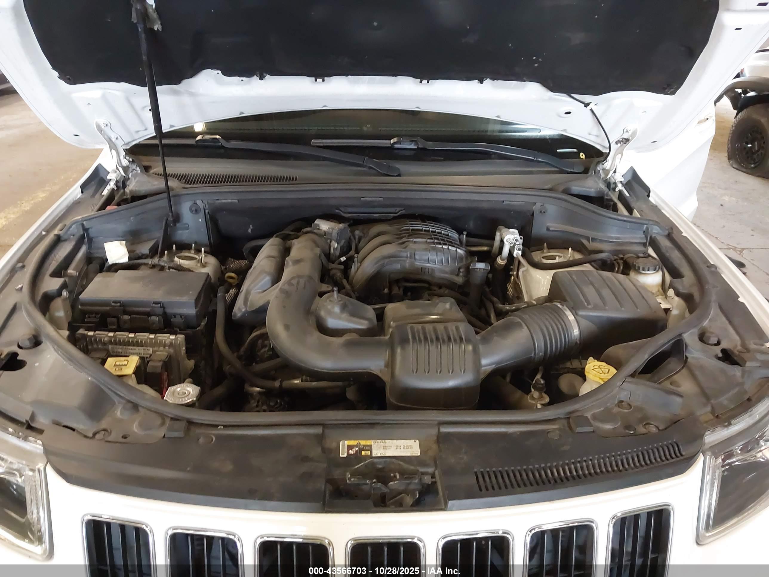 JEEP GRAND image 10
