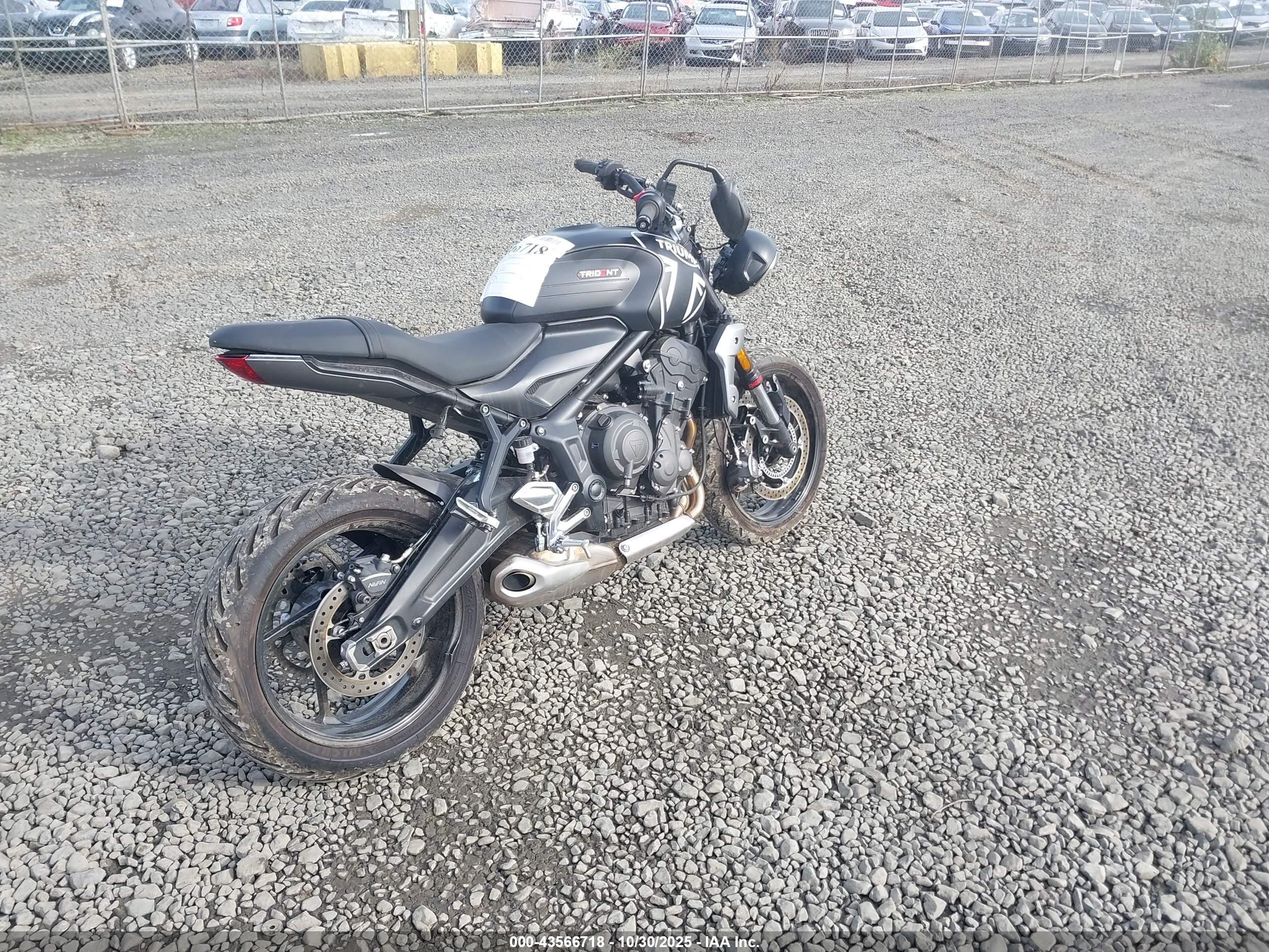 TRIUMPH MOTORCYCLE image 4