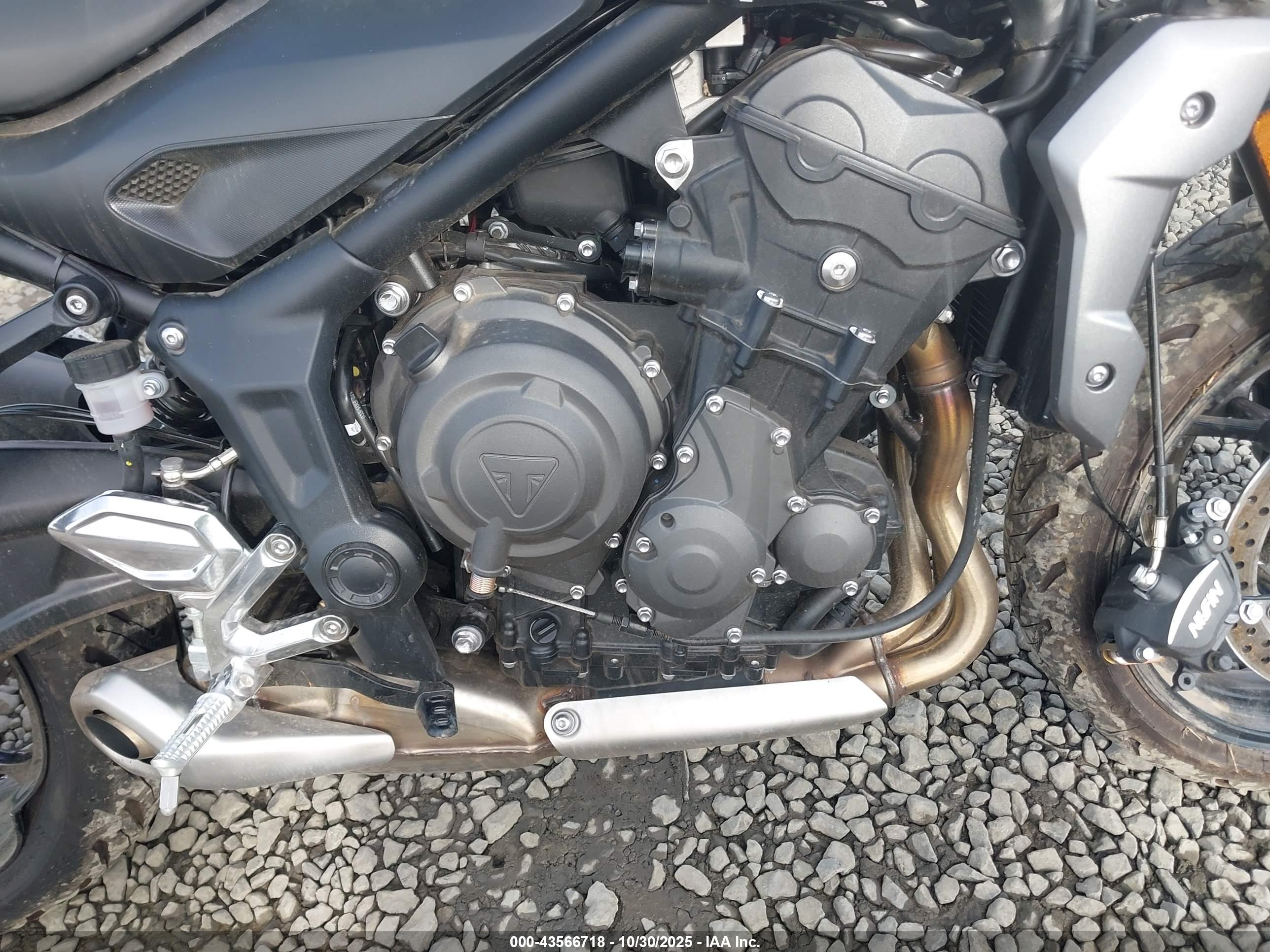 TRIUMPH MOTORCYCLE image 8