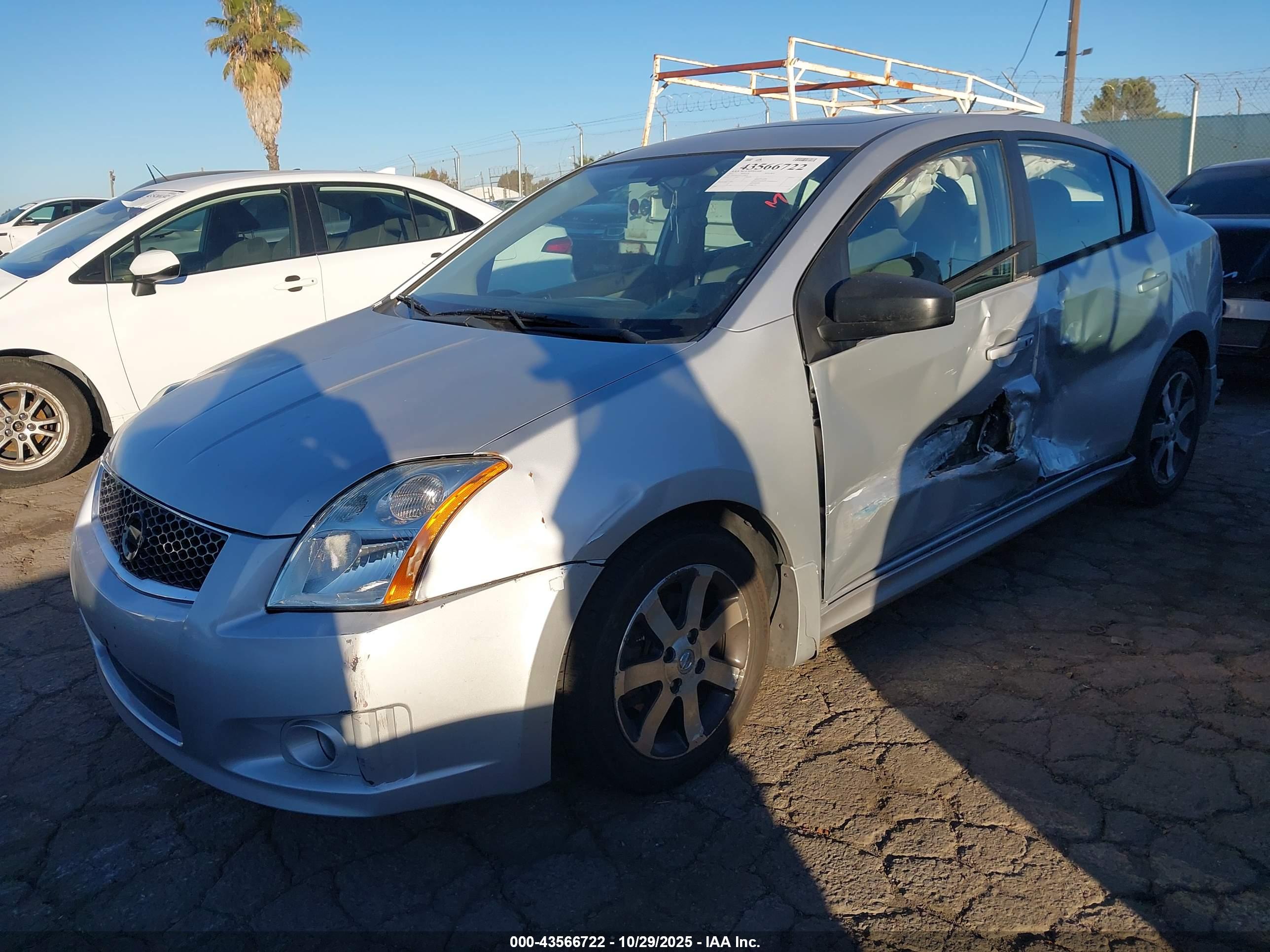 NISSAN SENTRA image 2