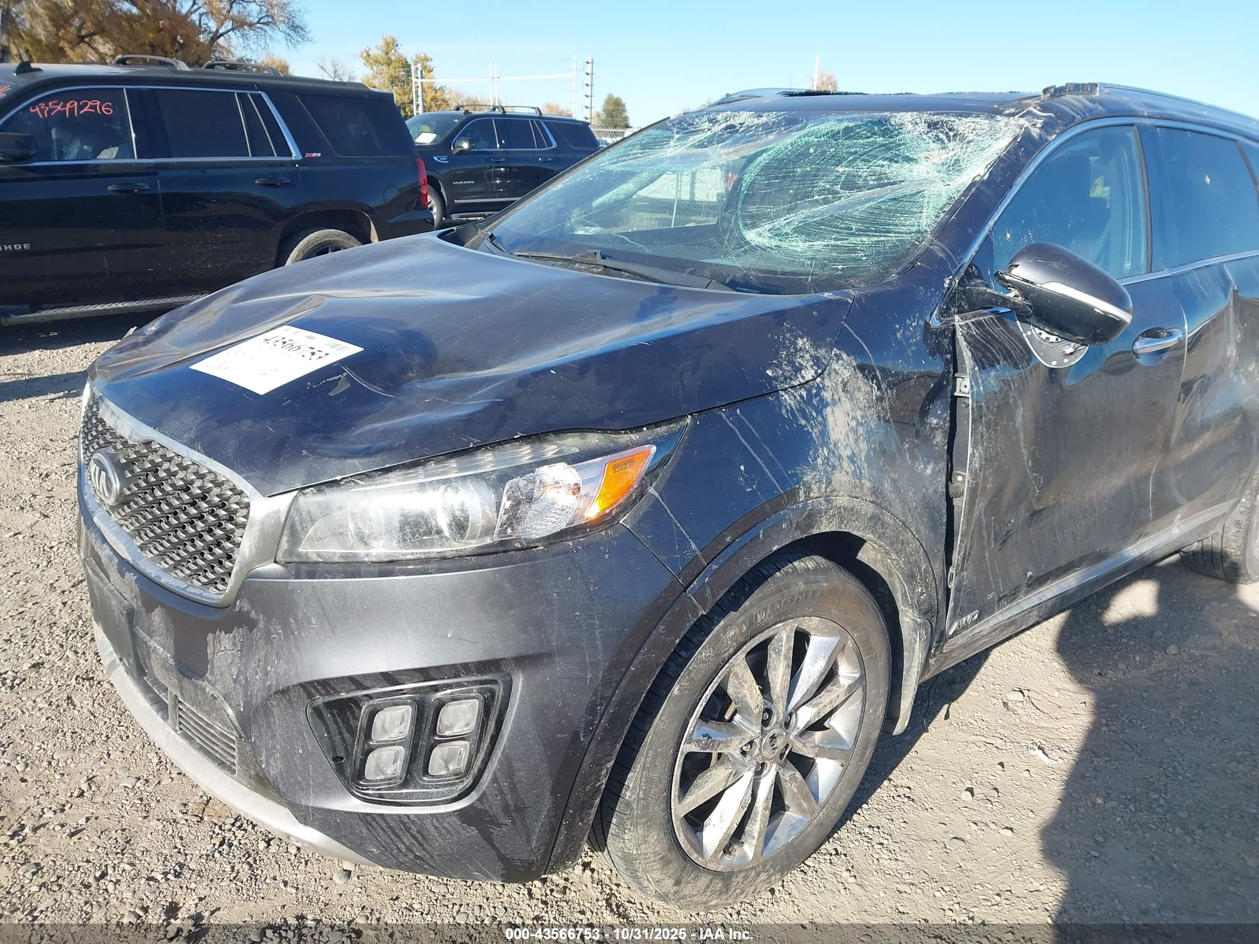 KIA SORENTO image 6