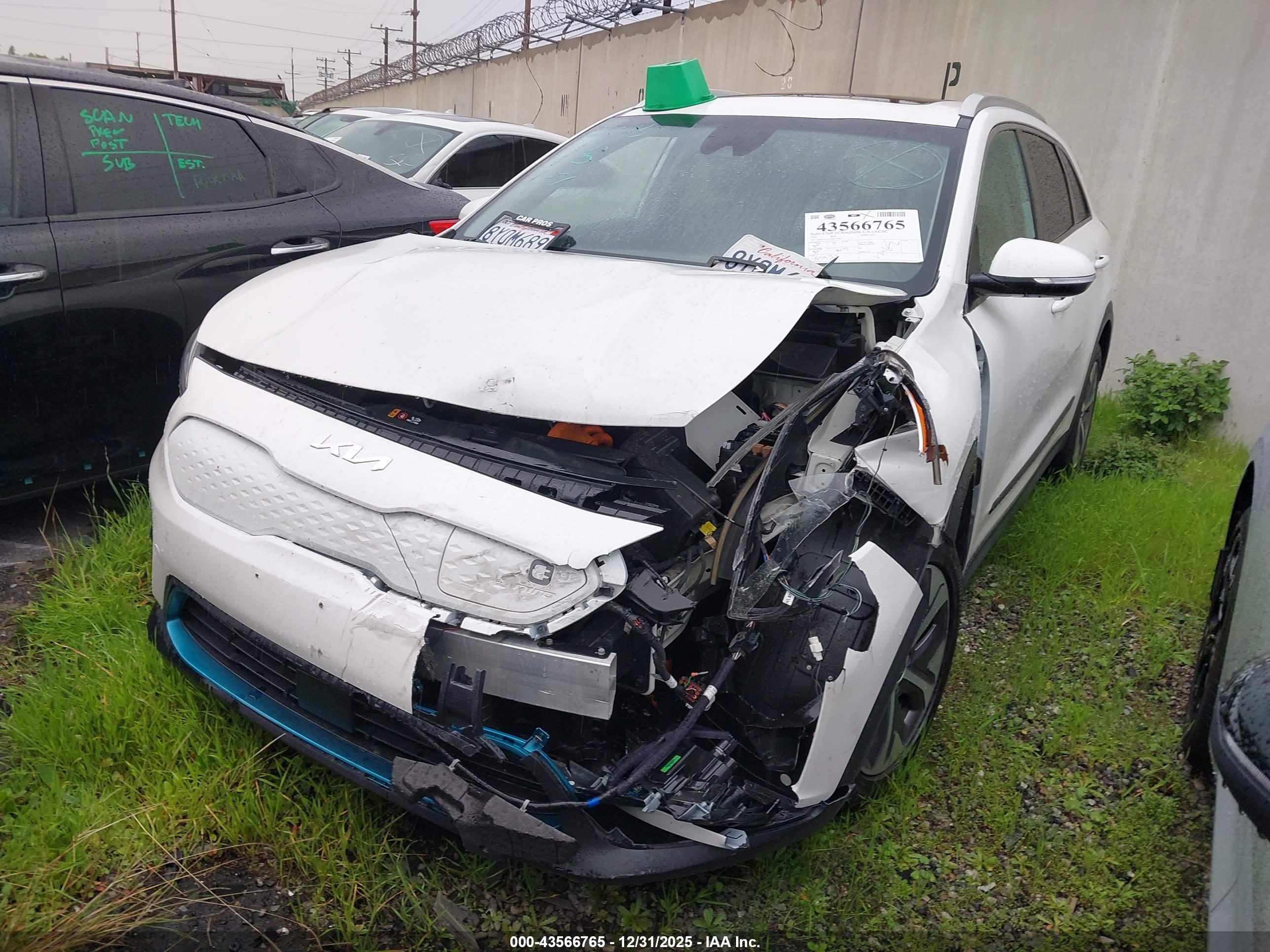 KIA NIRO image 2