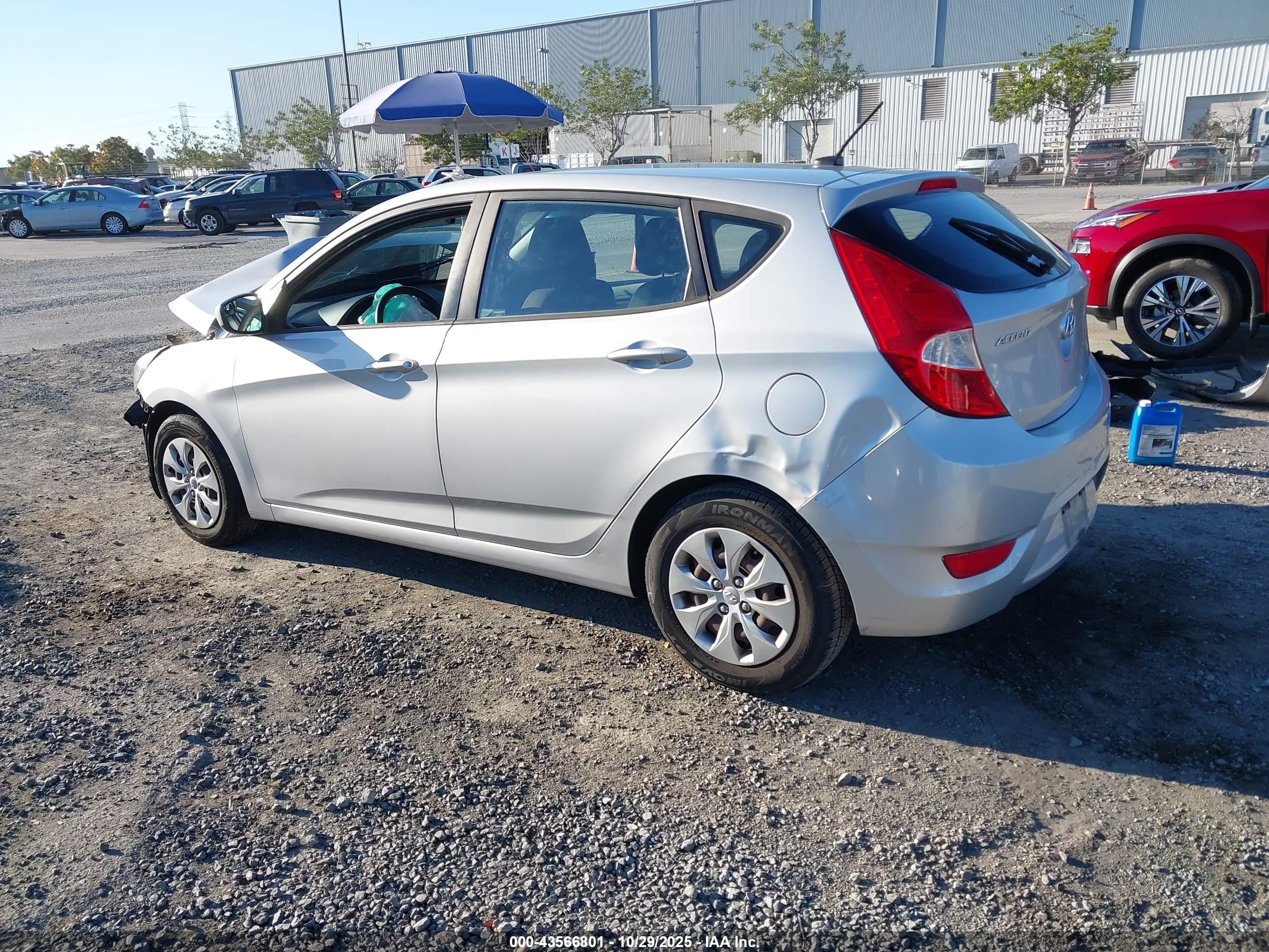 HYUNDAI ACCENT image 3