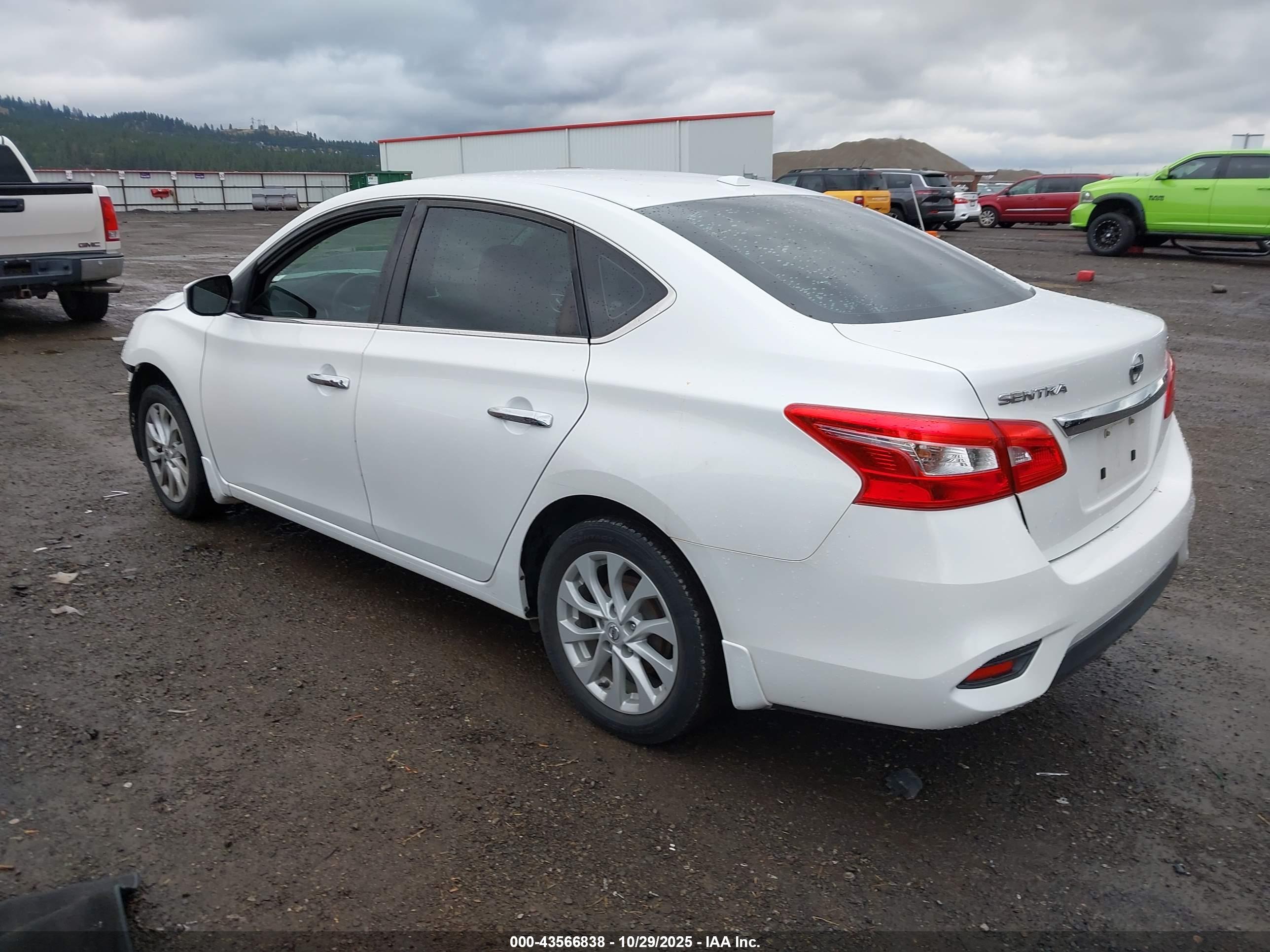 NISSAN SENTRA image 3