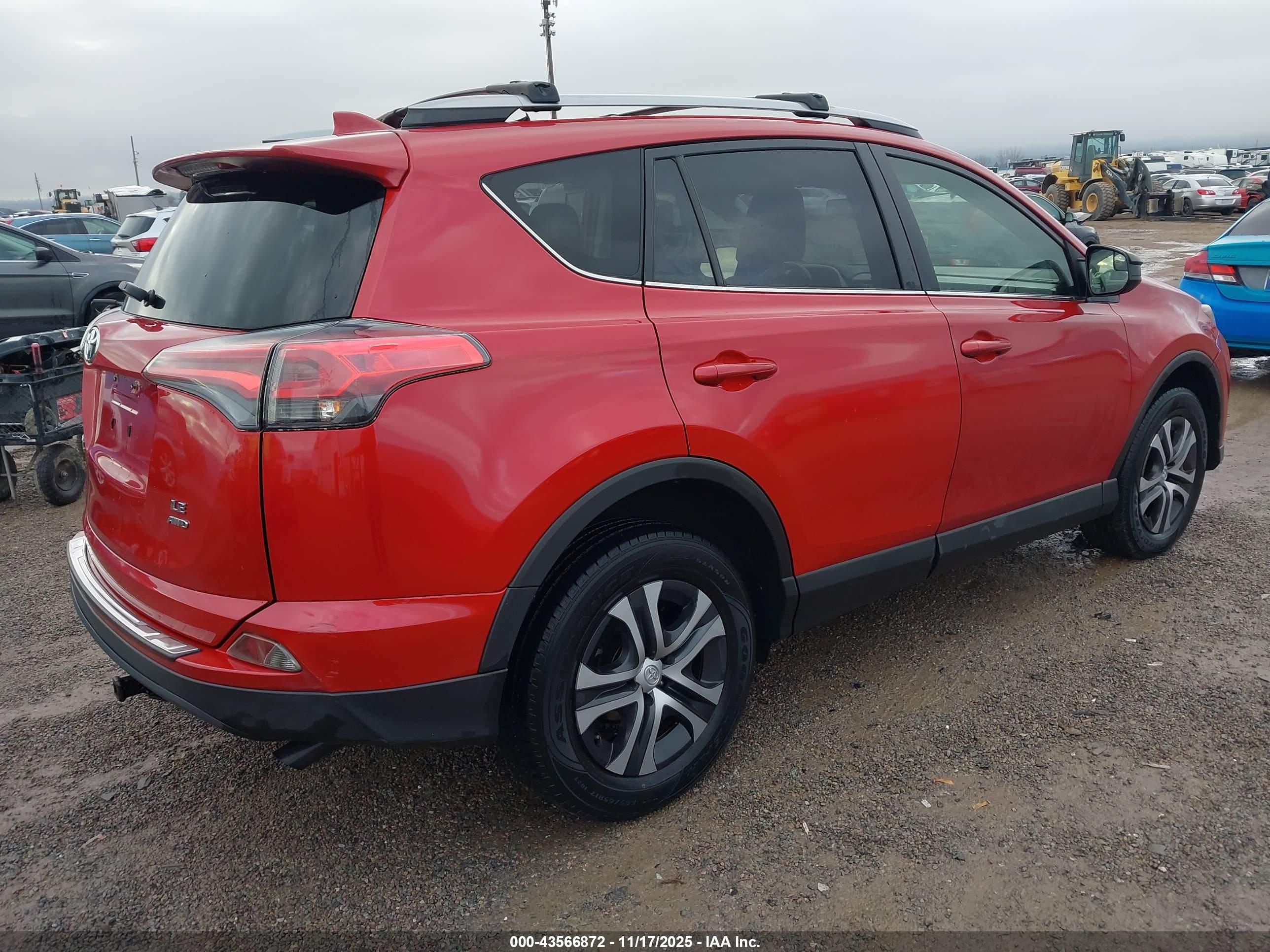TOYOTA RAV4 image 4