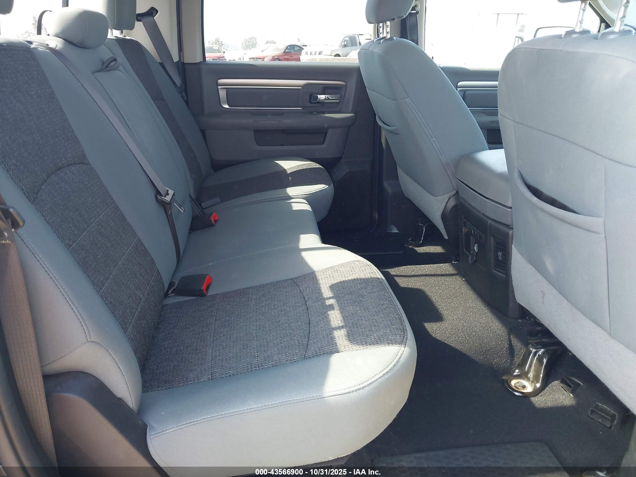 RAM 1500 image 8