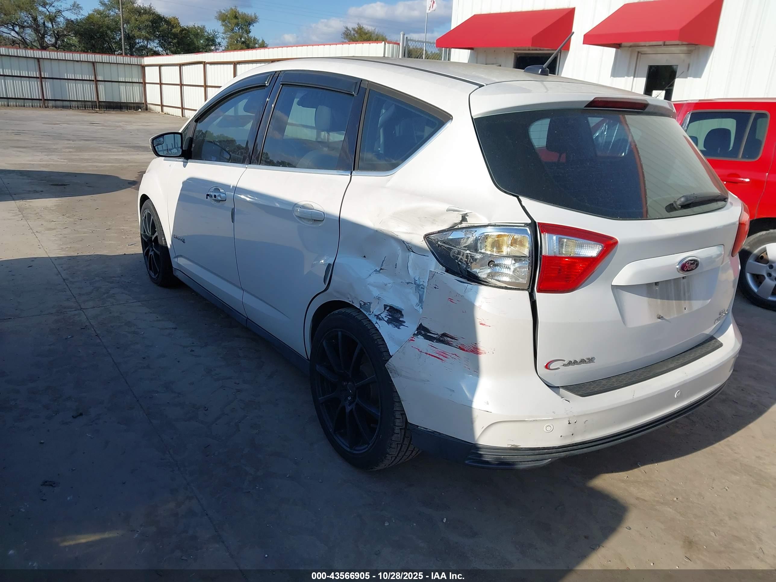 FORD C-MAX image 3