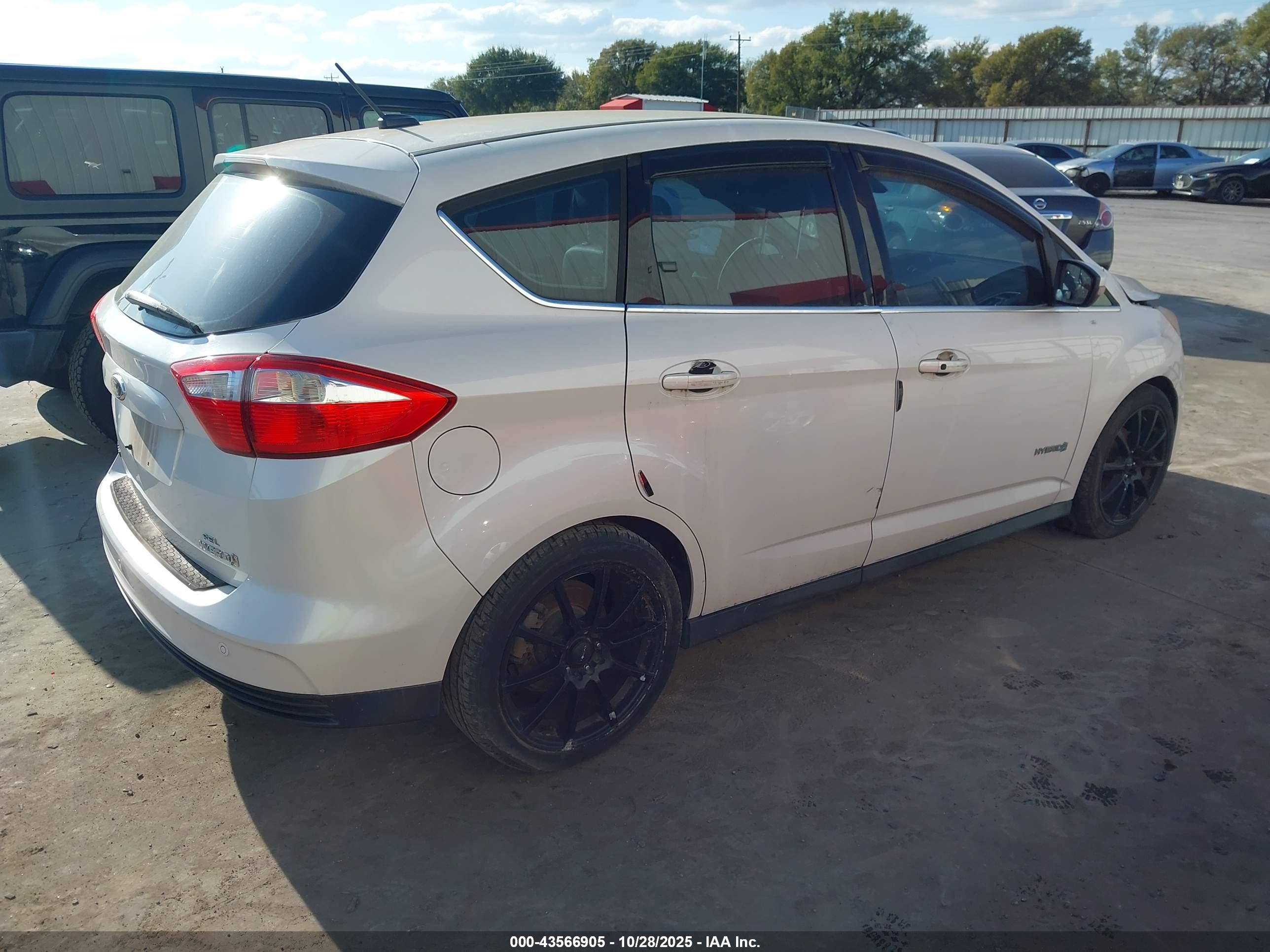 FORD C-MAX image 4
