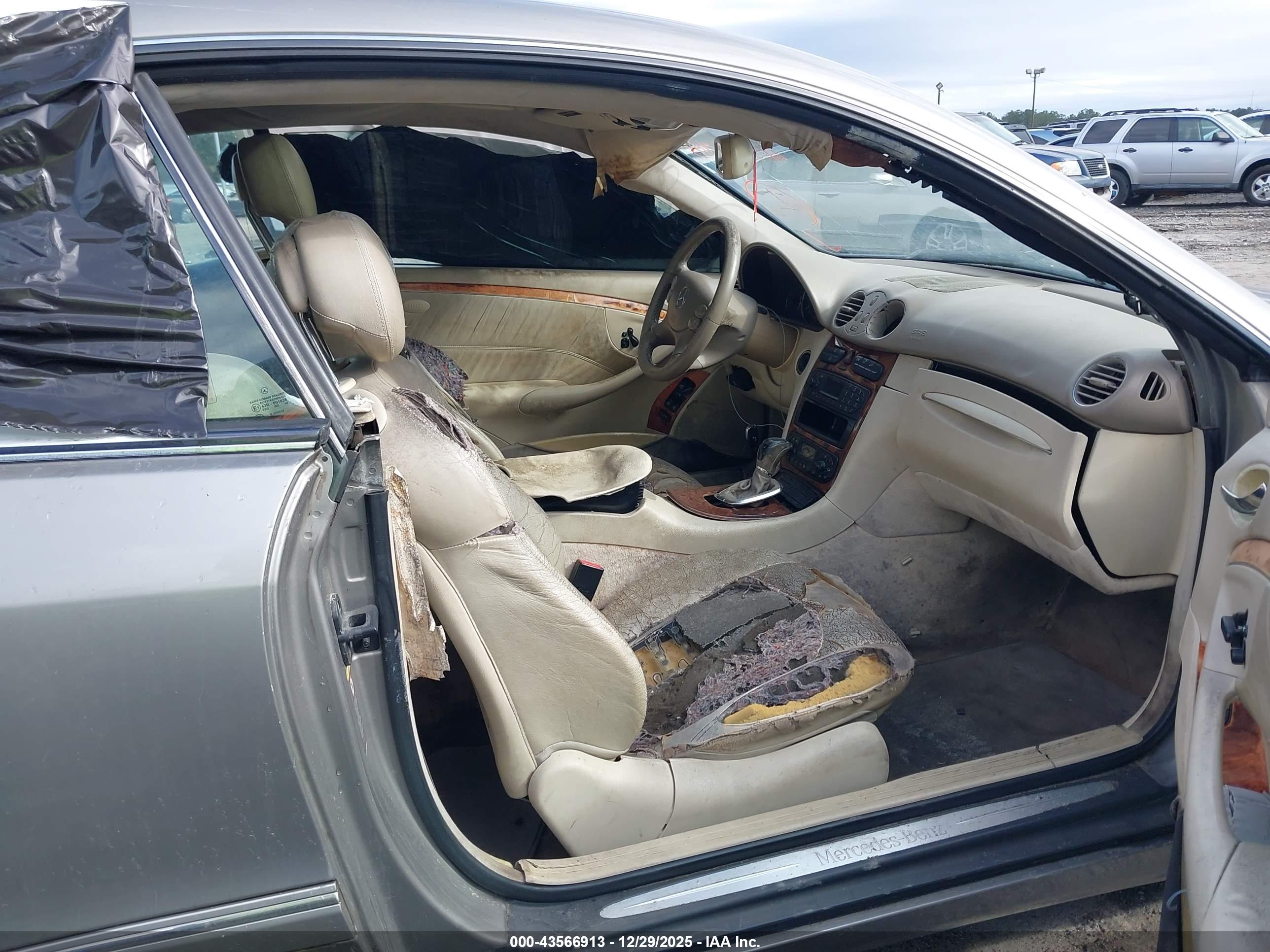 MERCEDES-BENZ CLK image 5