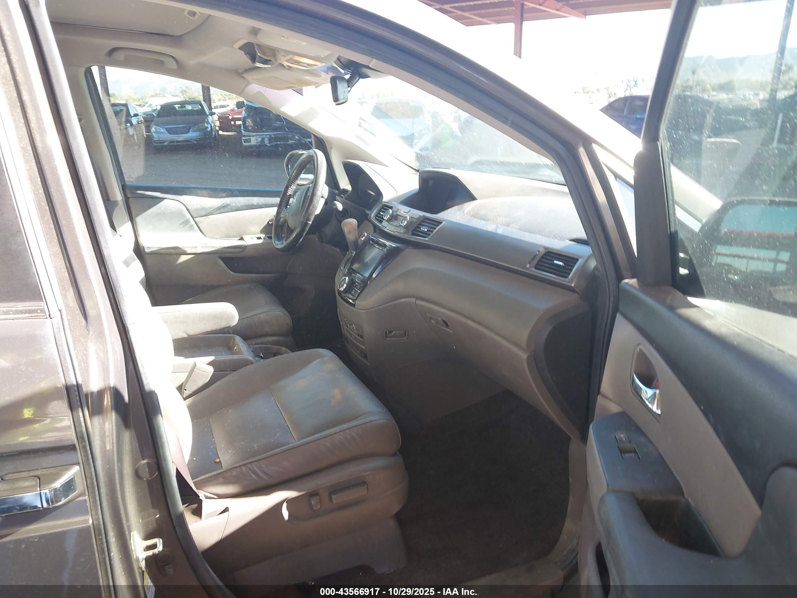 HONDA ODYSSEY image 5