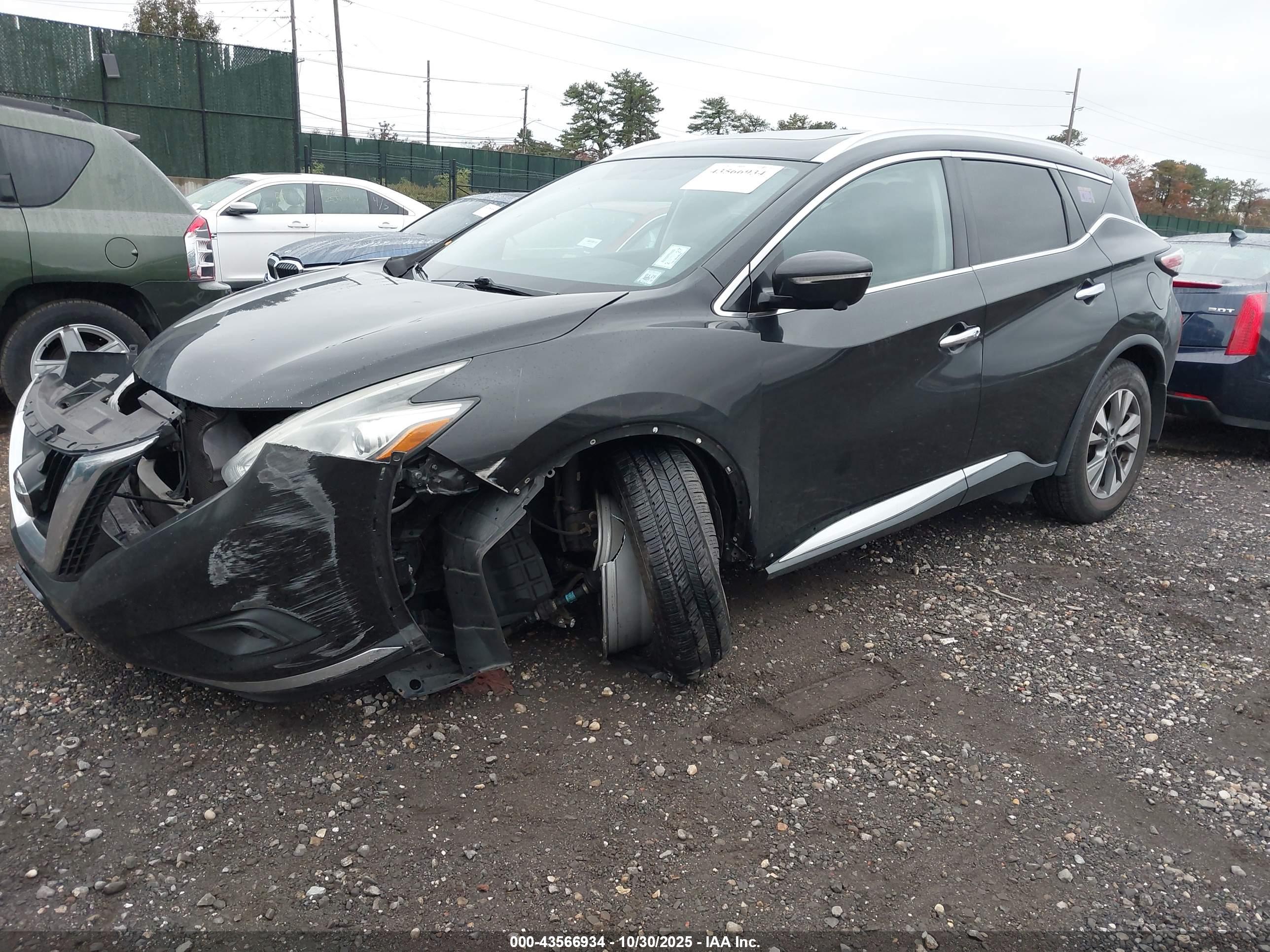 NISSAN MURANO image 2