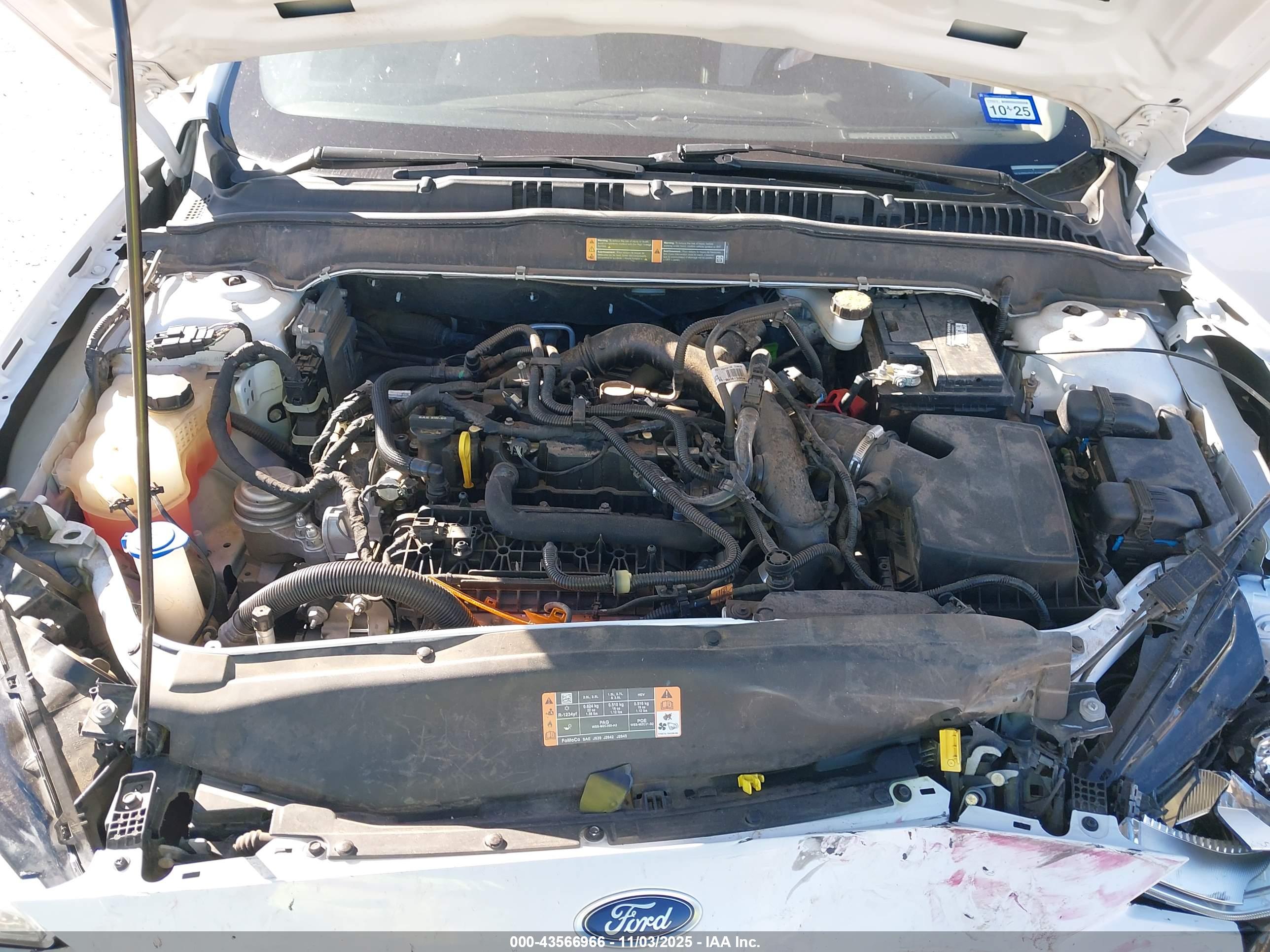 FORD FUSION image 10