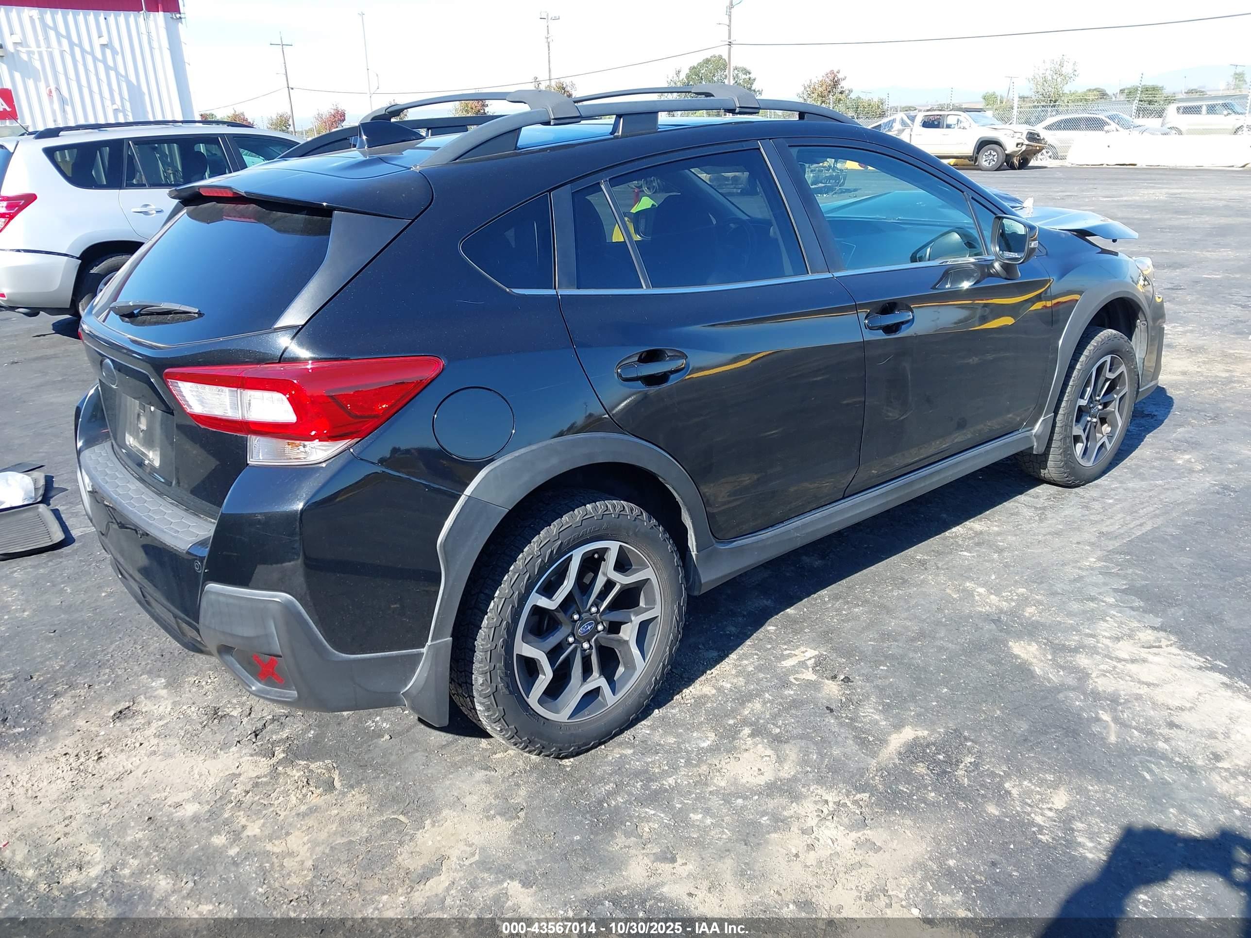 SUBARU CROSSTREK image 4