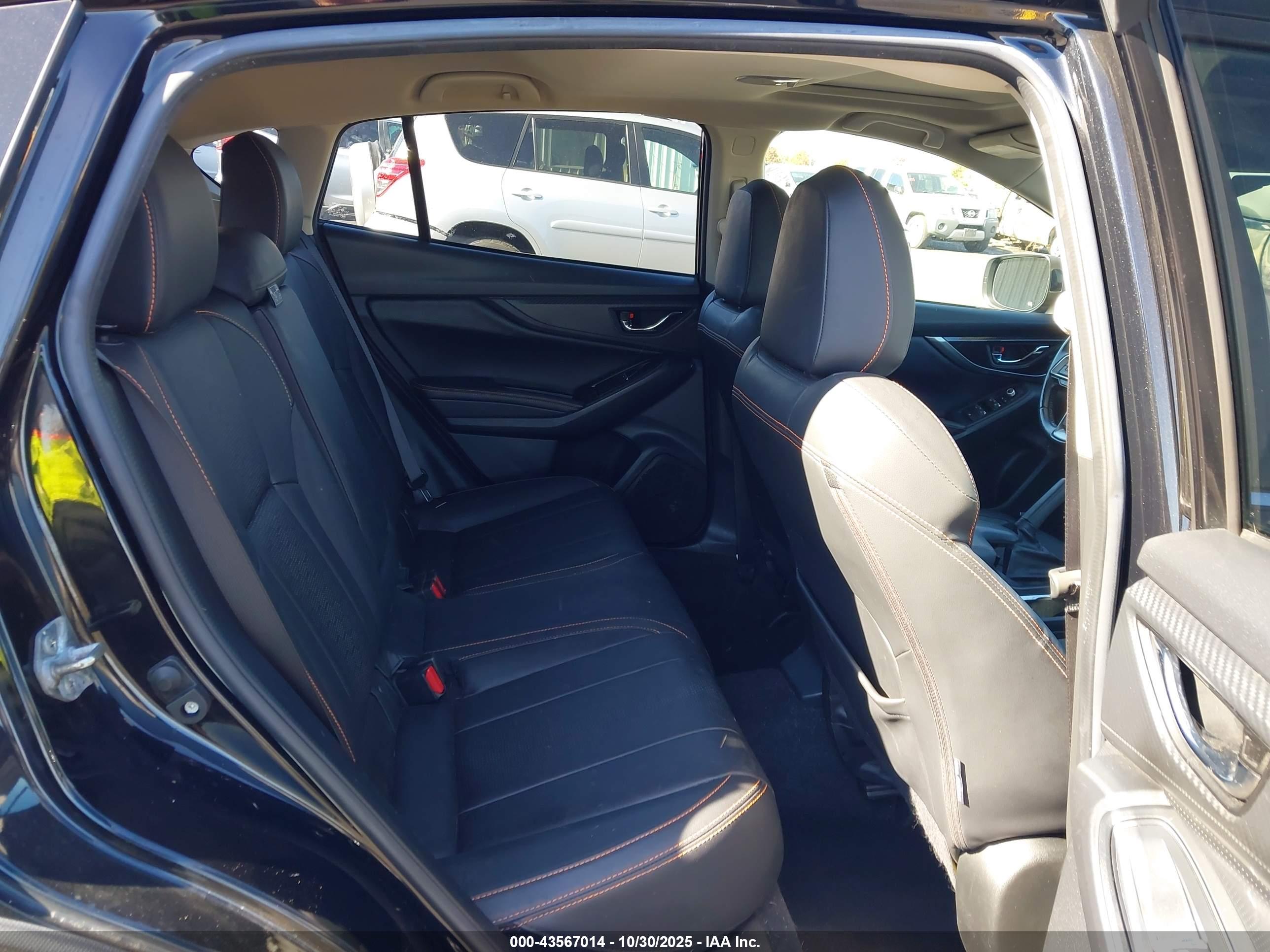 SUBARU CROSSTREK image 8