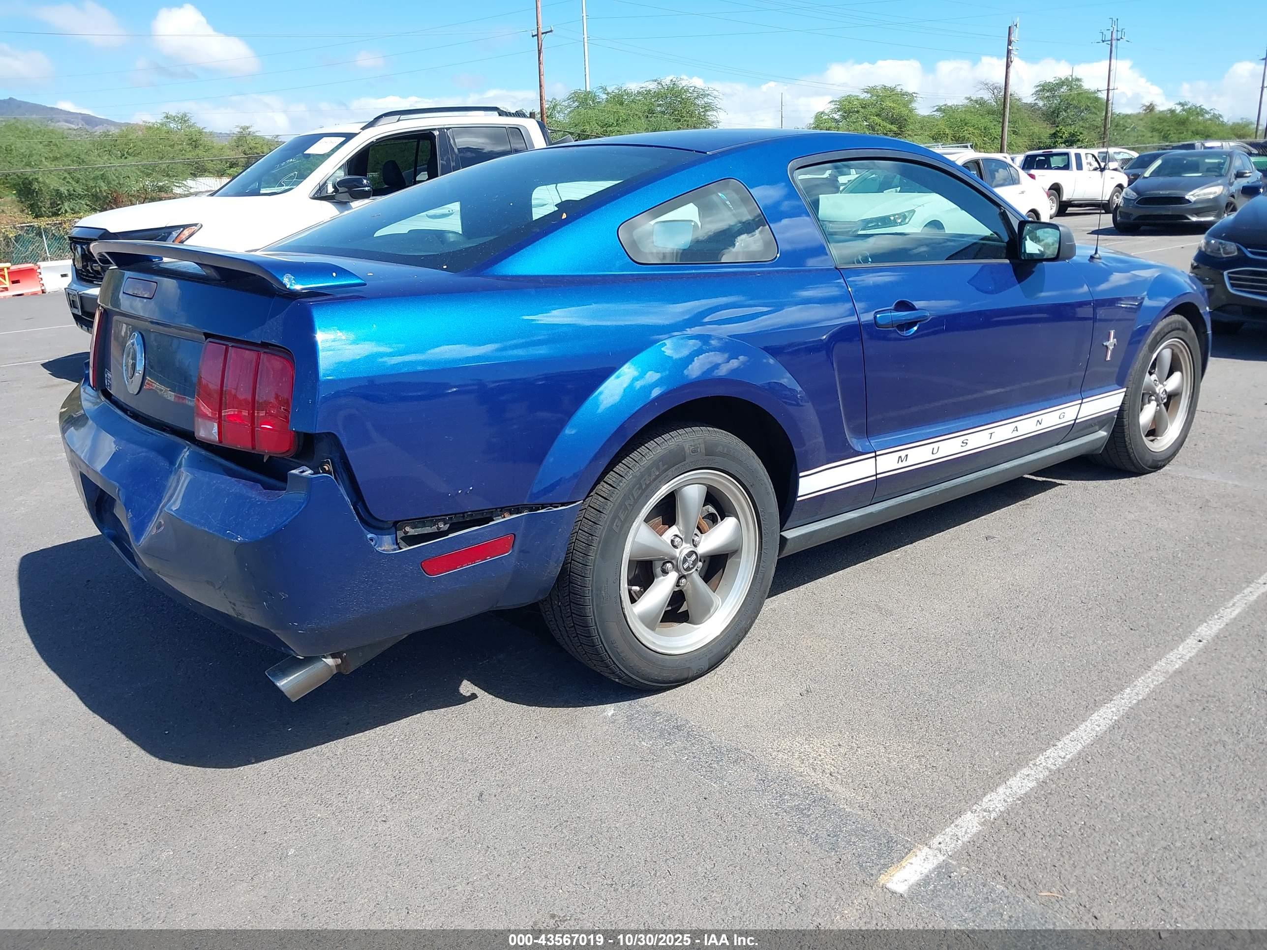 FORD MUSTANG image 4