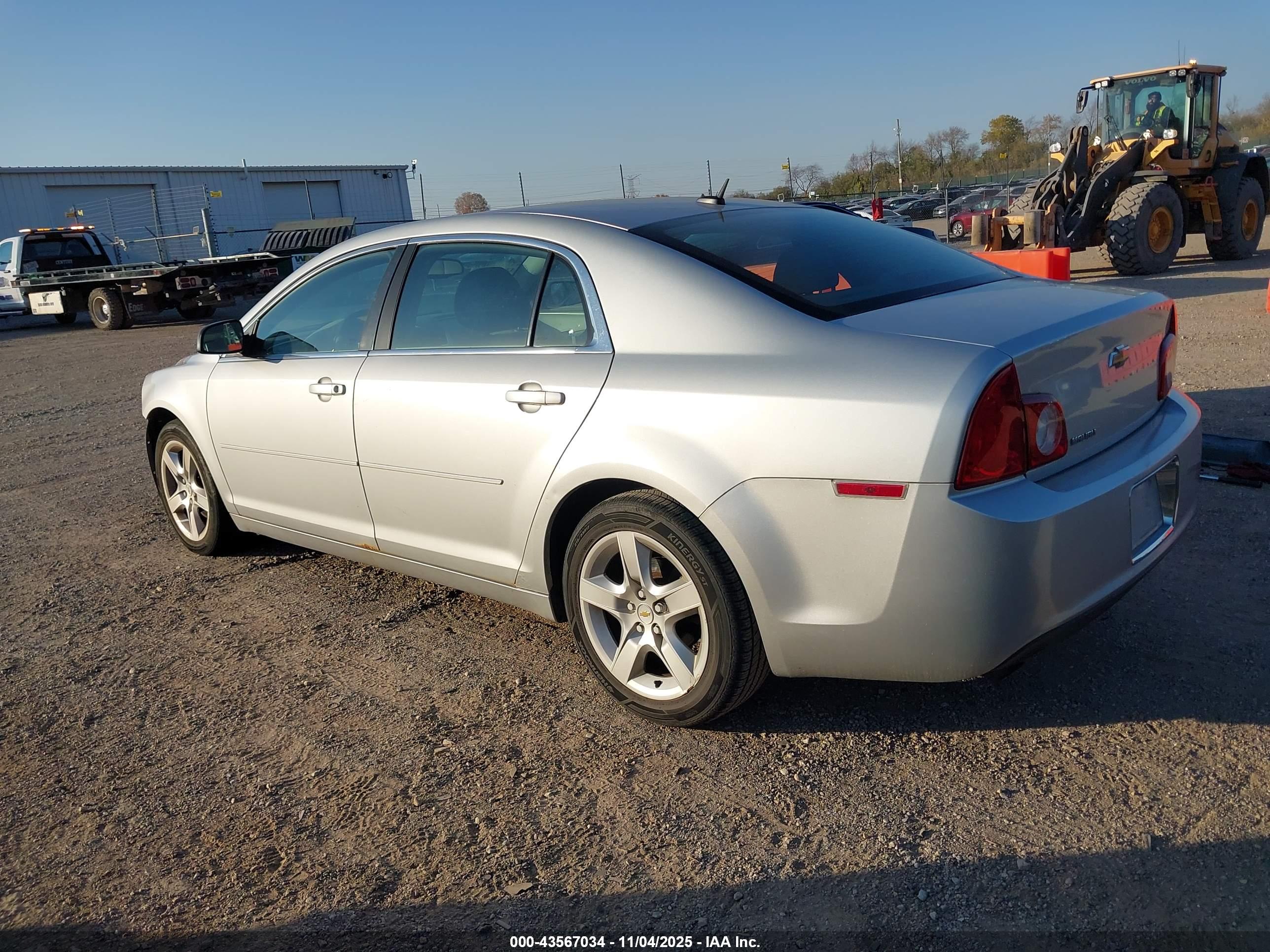 CHEVROLET MALIBU image 3