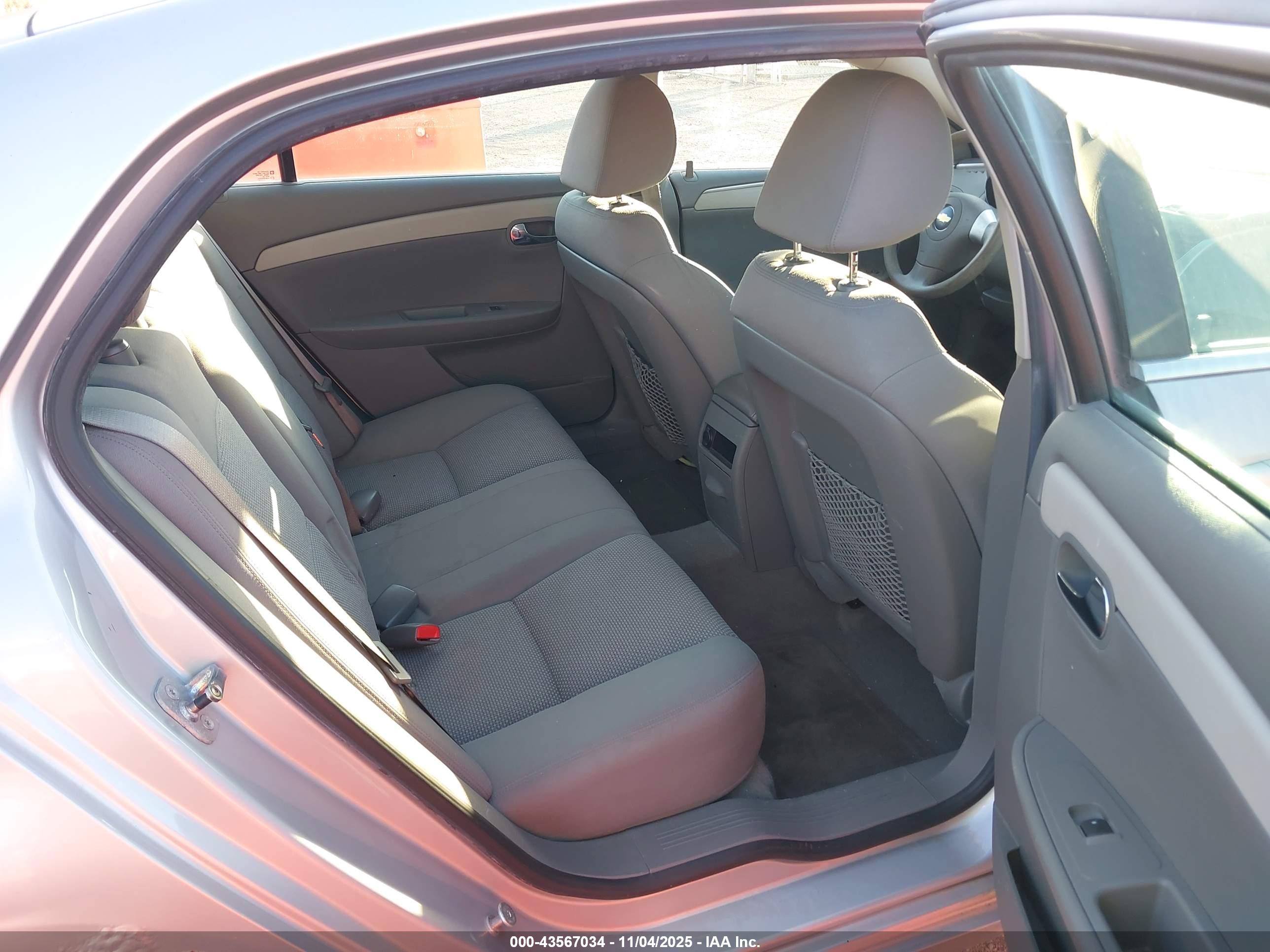 CHEVROLET MALIBU image 8