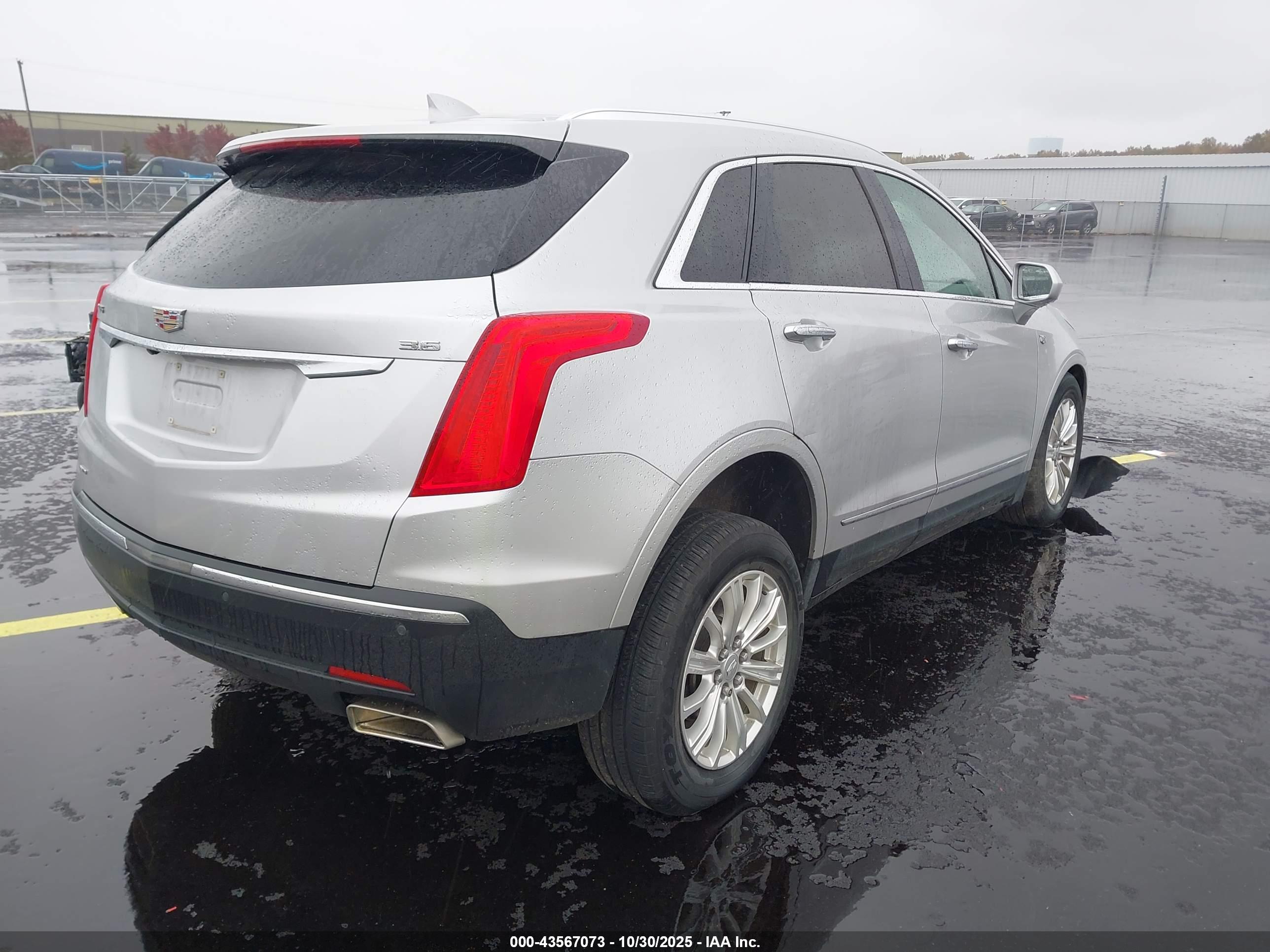 CADILLAC XT5 image 4