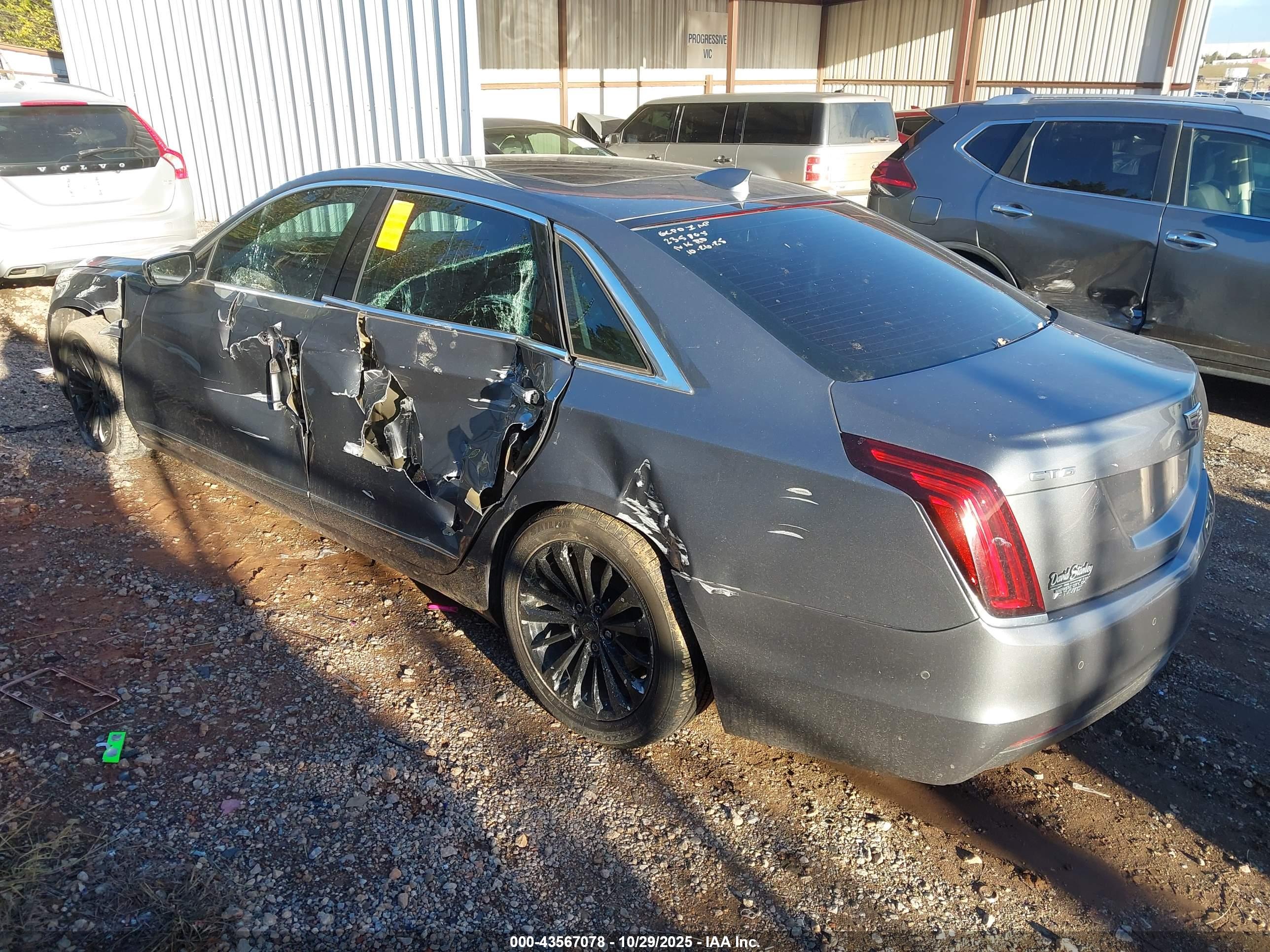 CADILLAC CT6 image 3