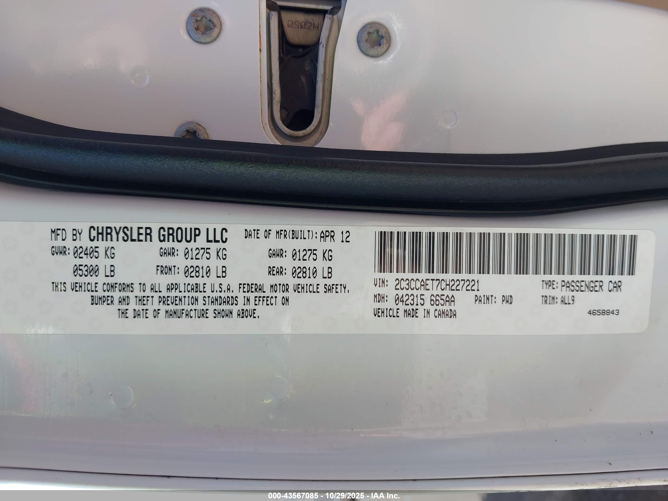 CHRYSLER 300C image 9