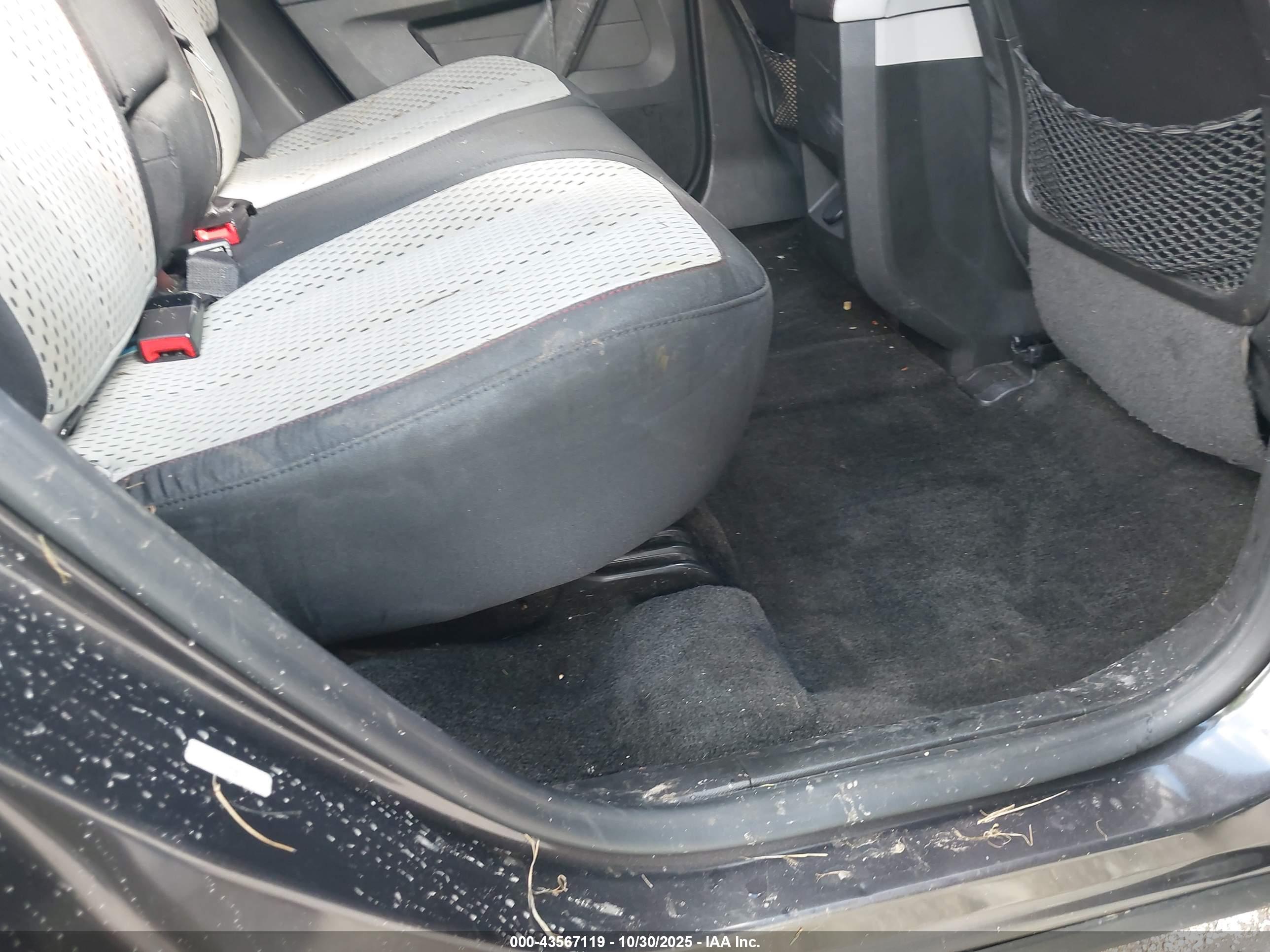 GMC TERRAIN image 8