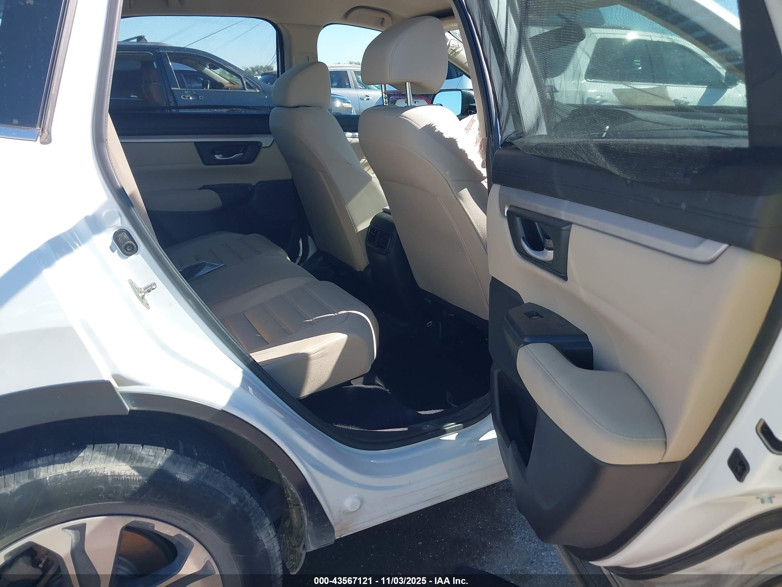HONDA CR-V image 8