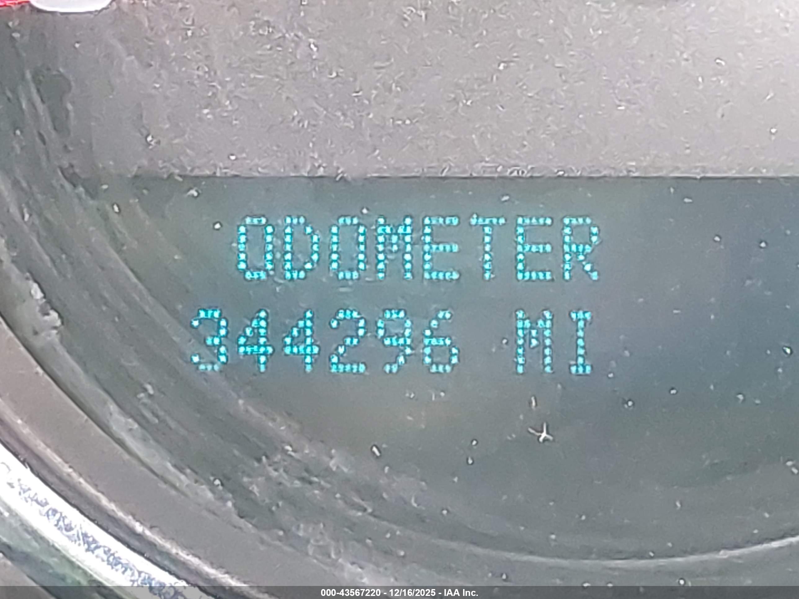 GMC SIERRA image 7