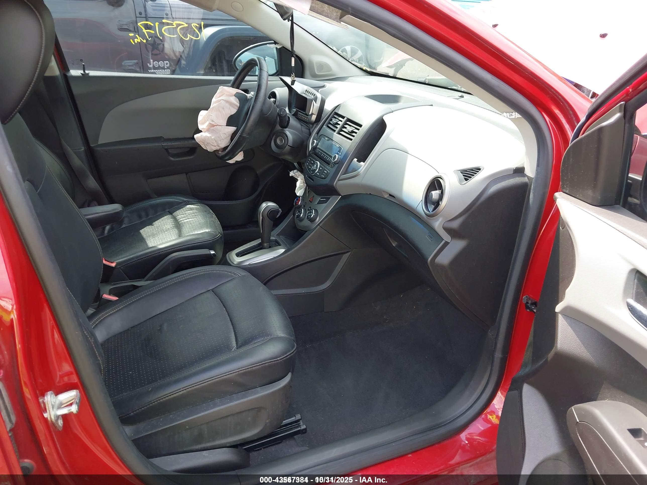 CHEVROLET SONIC image 5