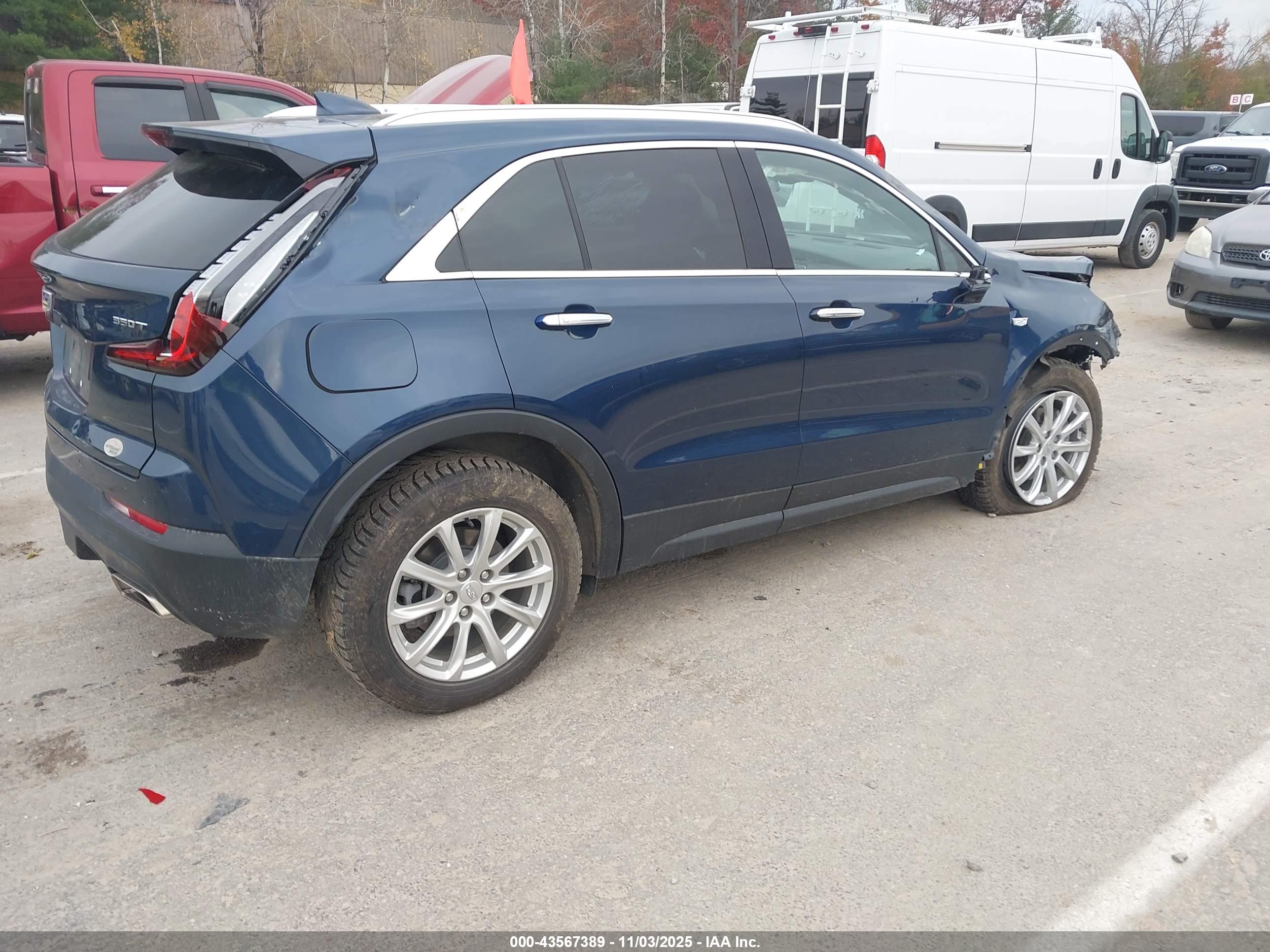 CADILLAC XT4 image 4