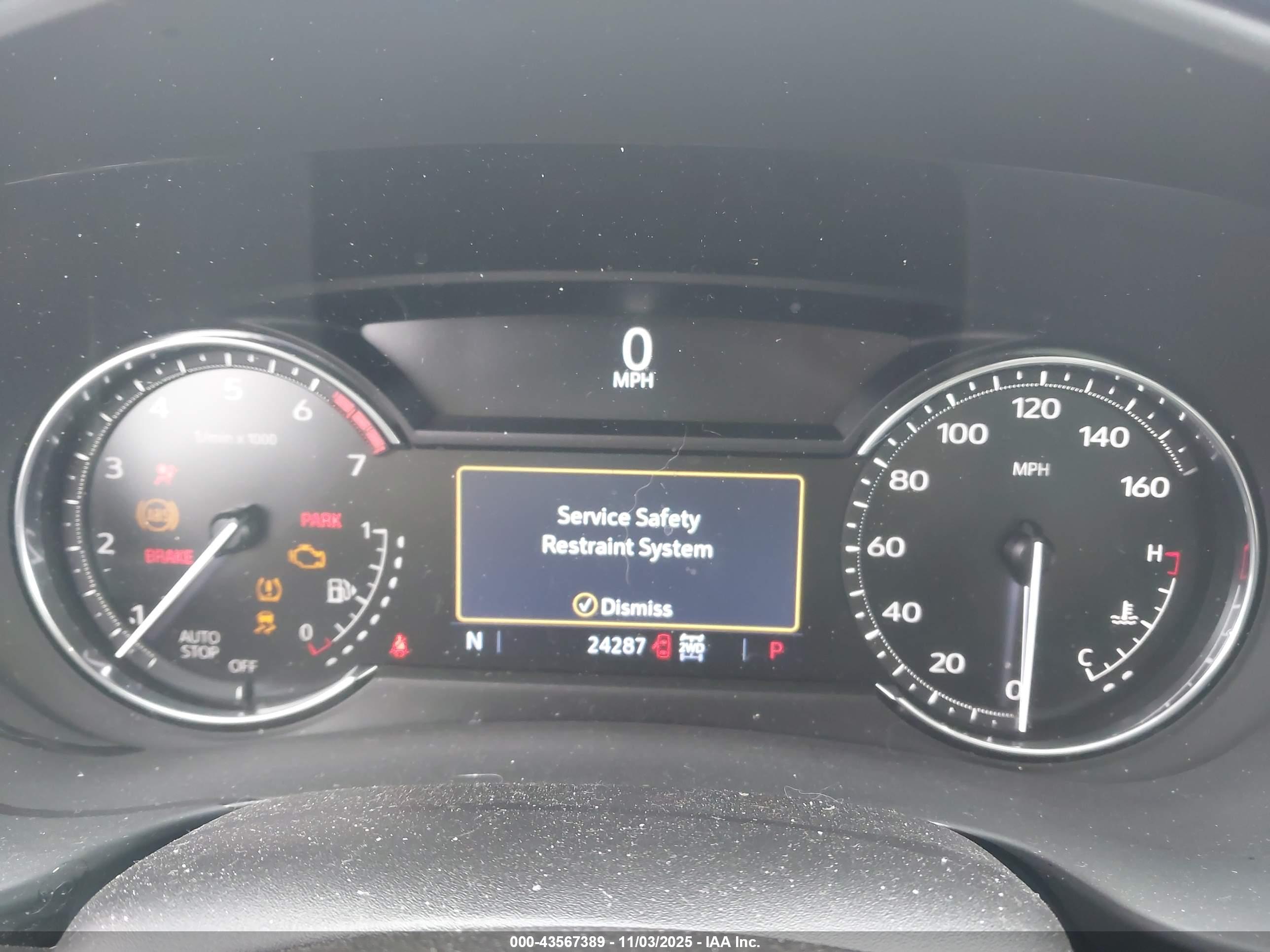 CADILLAC XT4 image 7