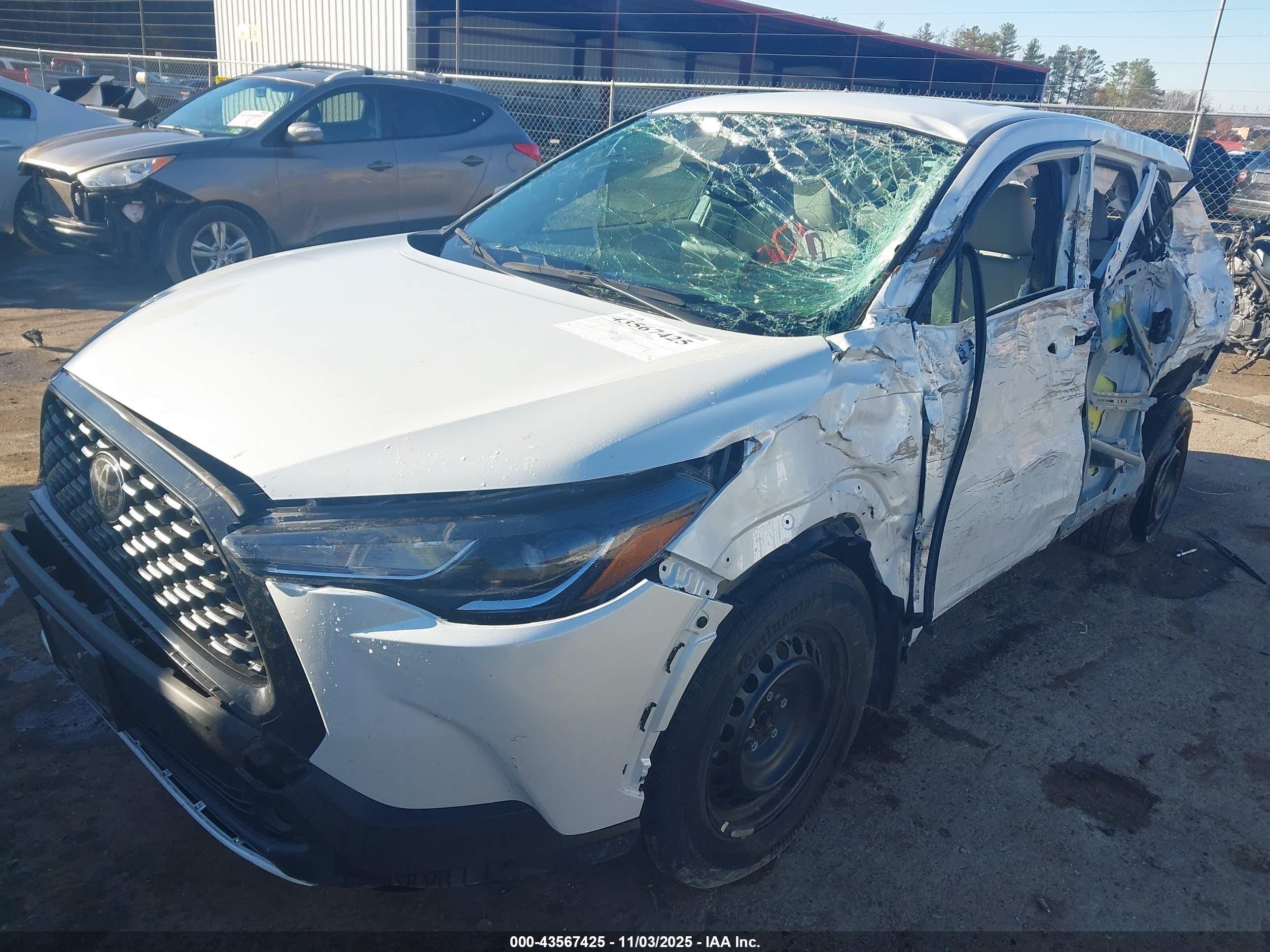 TOYOTA COROLLA image 2