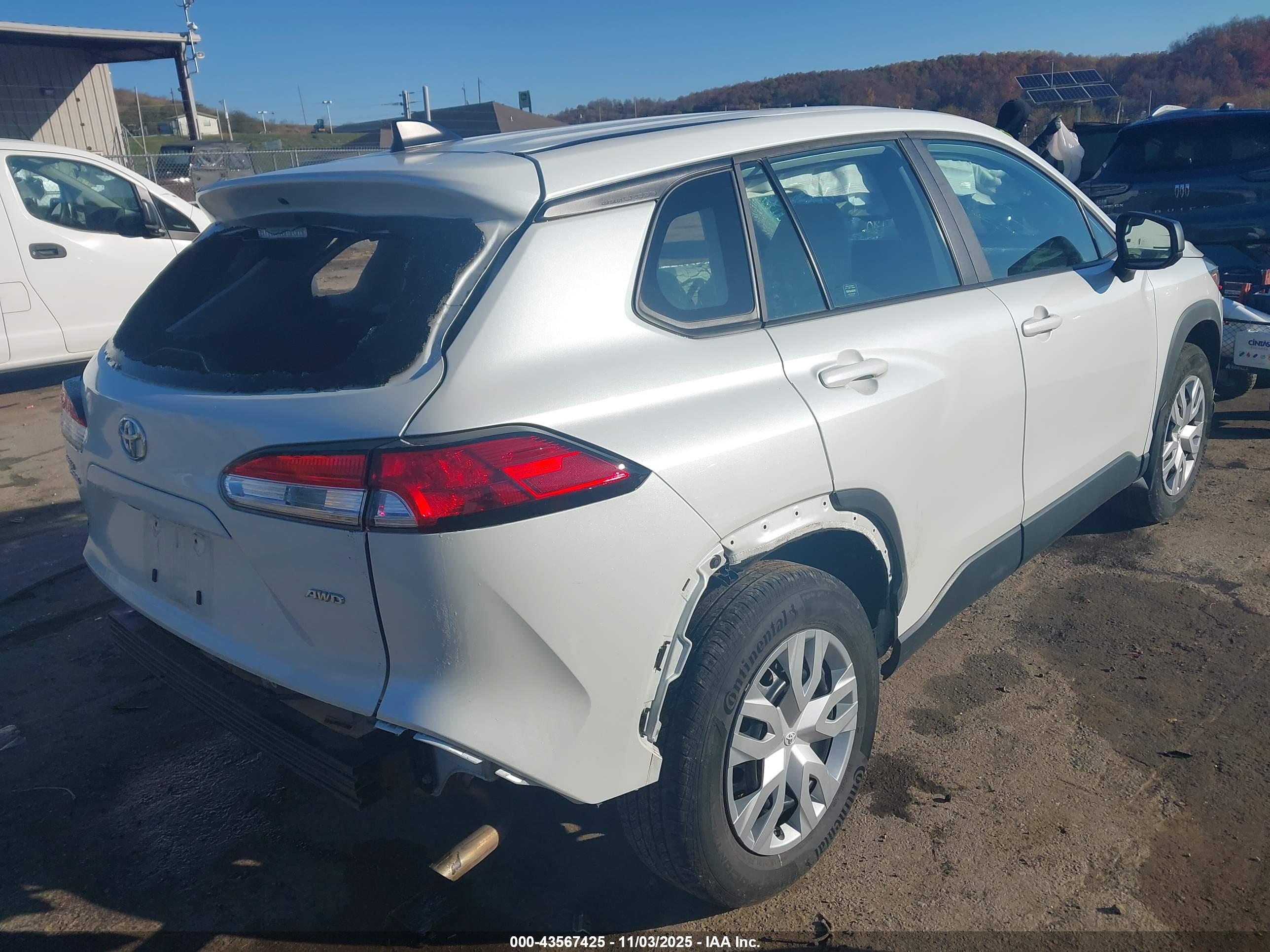 TOYOTA COROLLA image 4