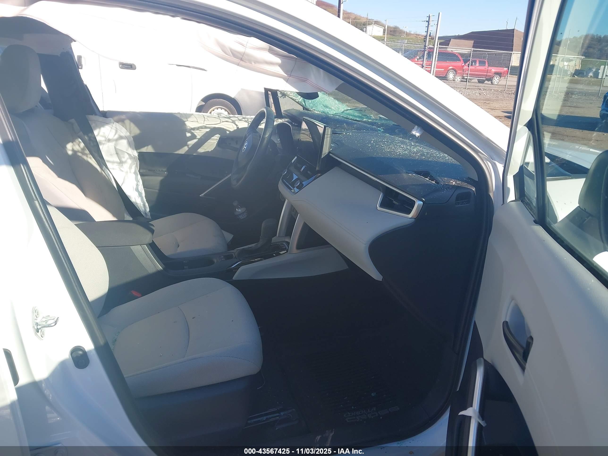 TOYOTA COROLLA image 5