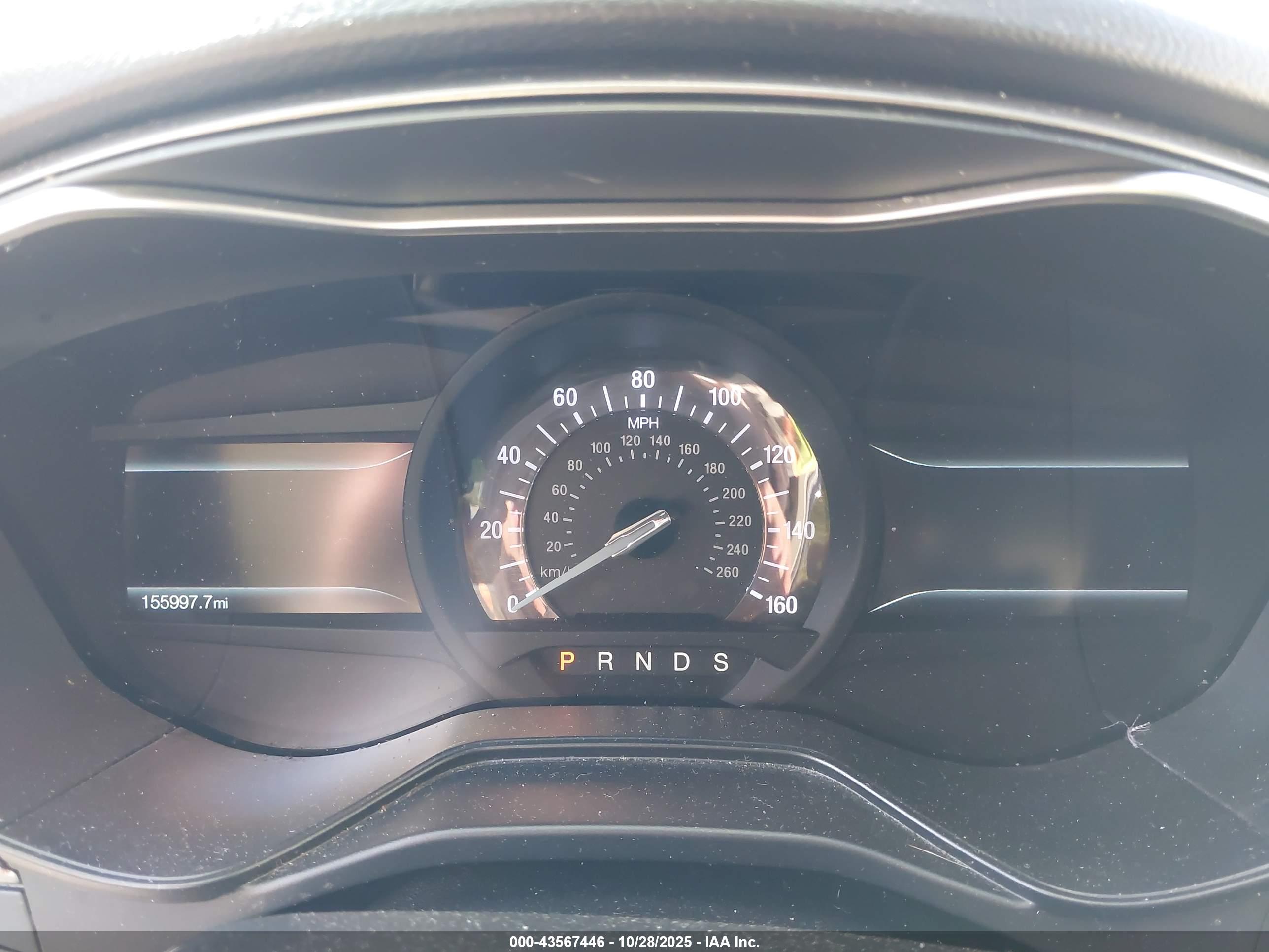 FORD FUSION image 7