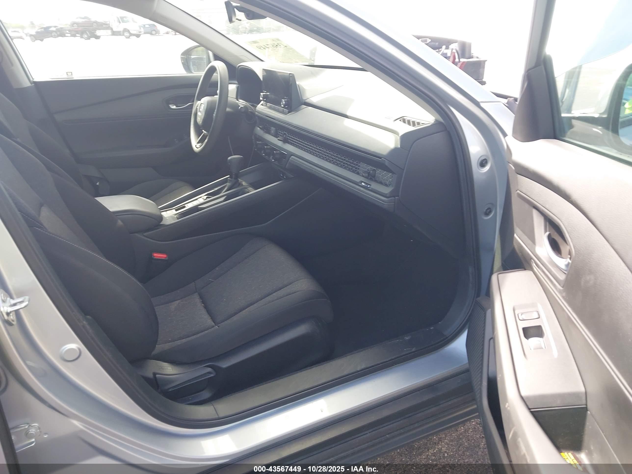 HONDA ACCORD image 5