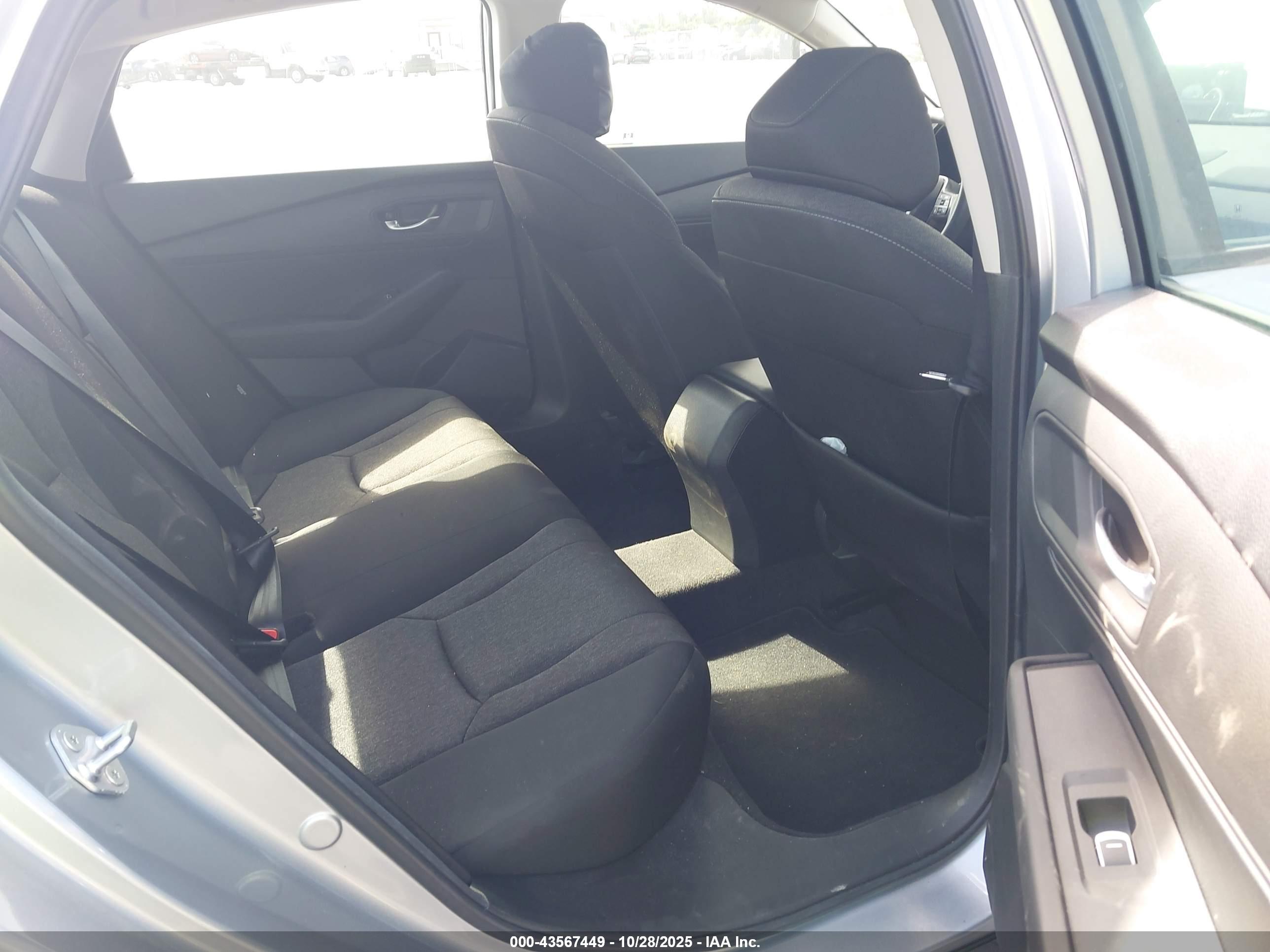HONDA ACCORD image 8