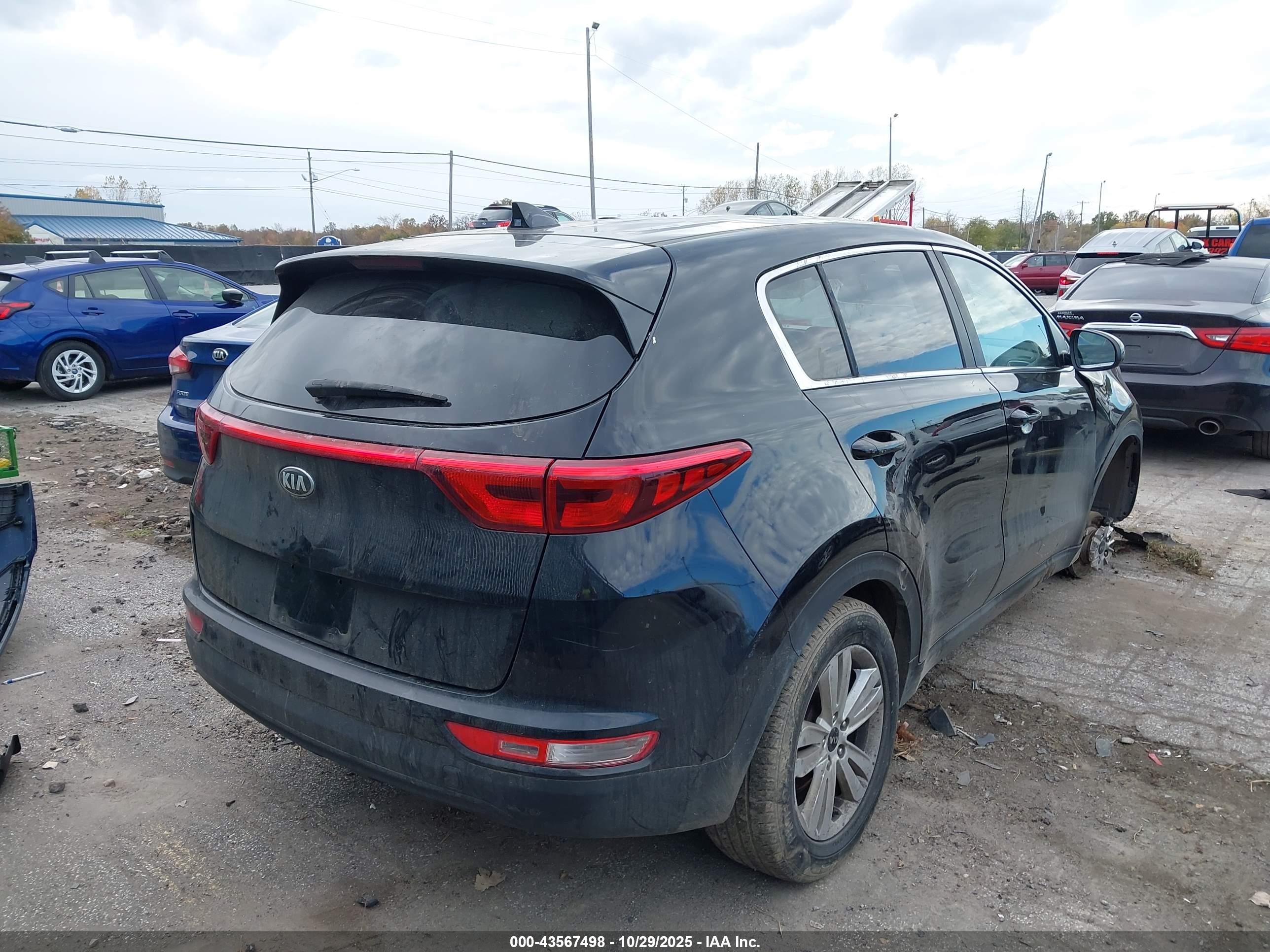 KIA SPORTAGE image 4