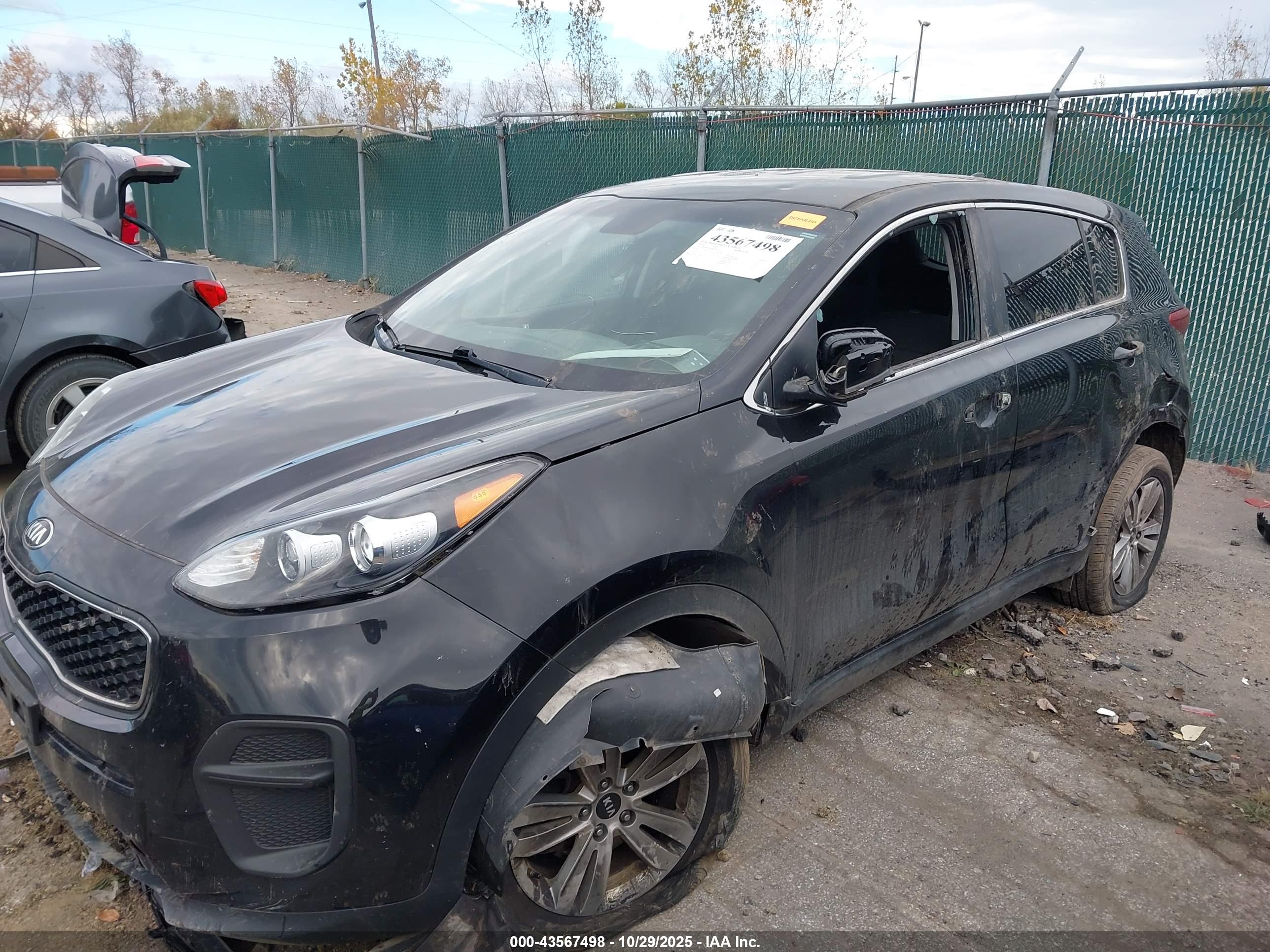 KIA SPORTAGE image 6