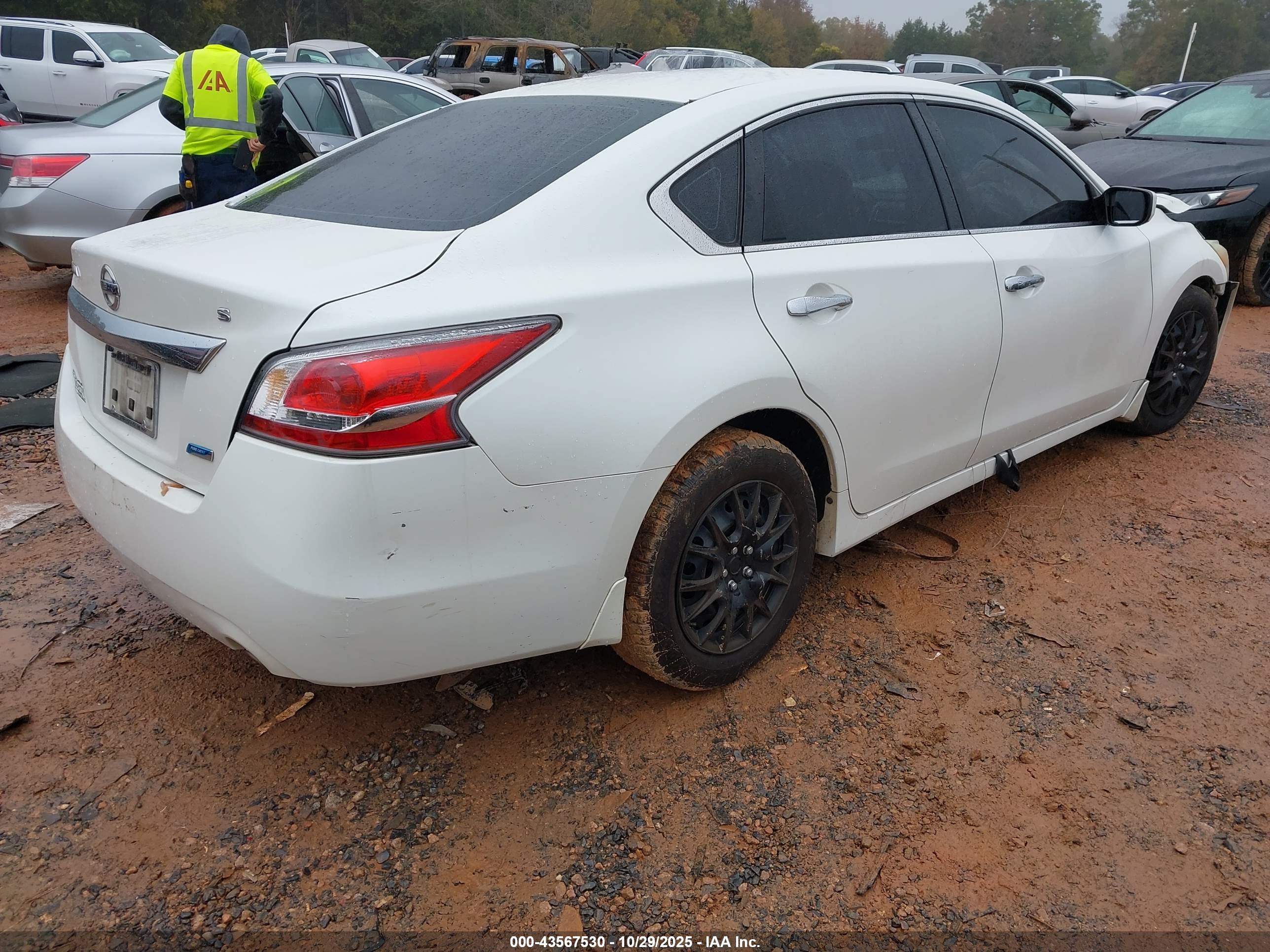 NISSAN ALTIMA image 4