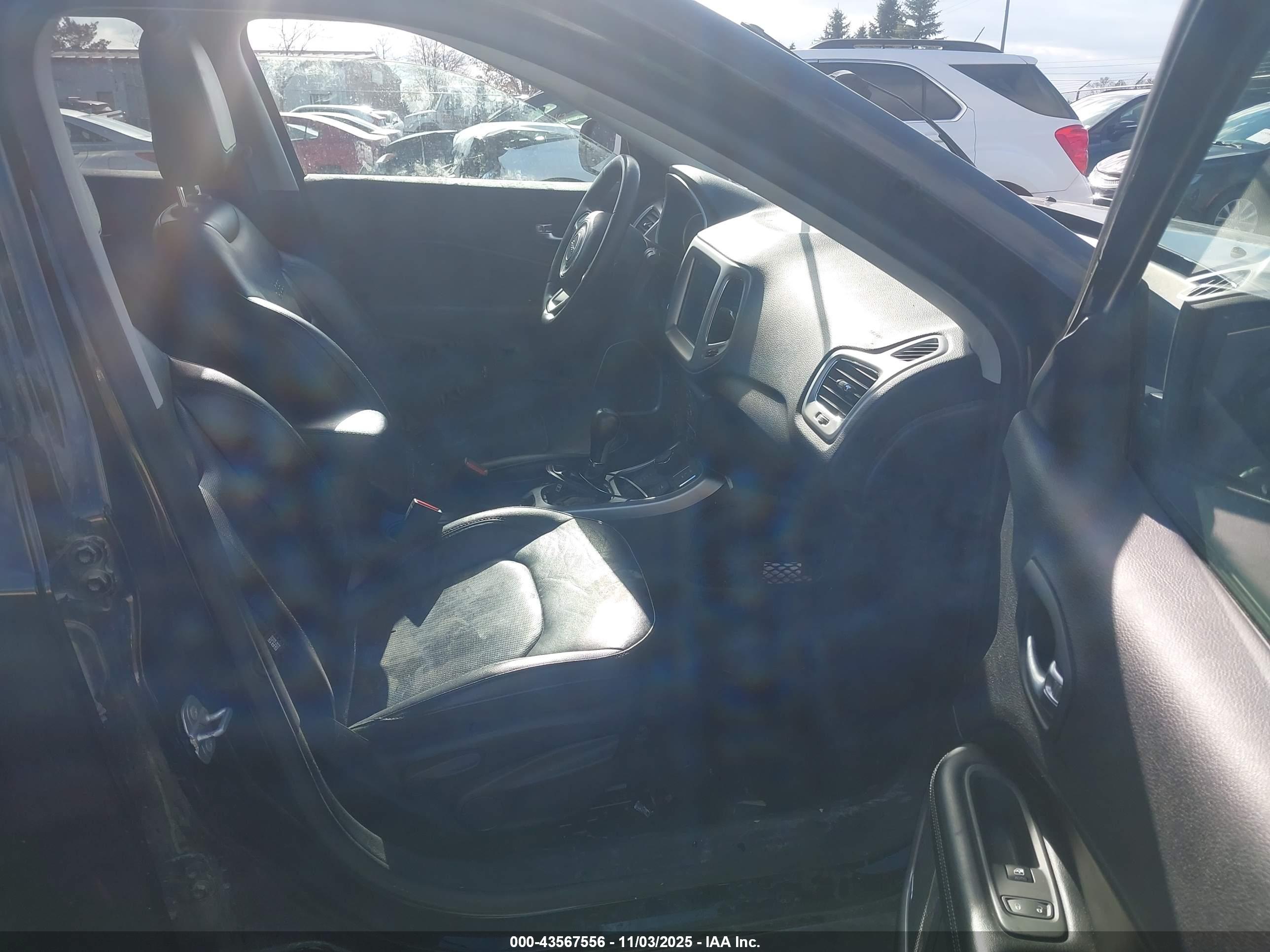 JEEP COMPASS image 5