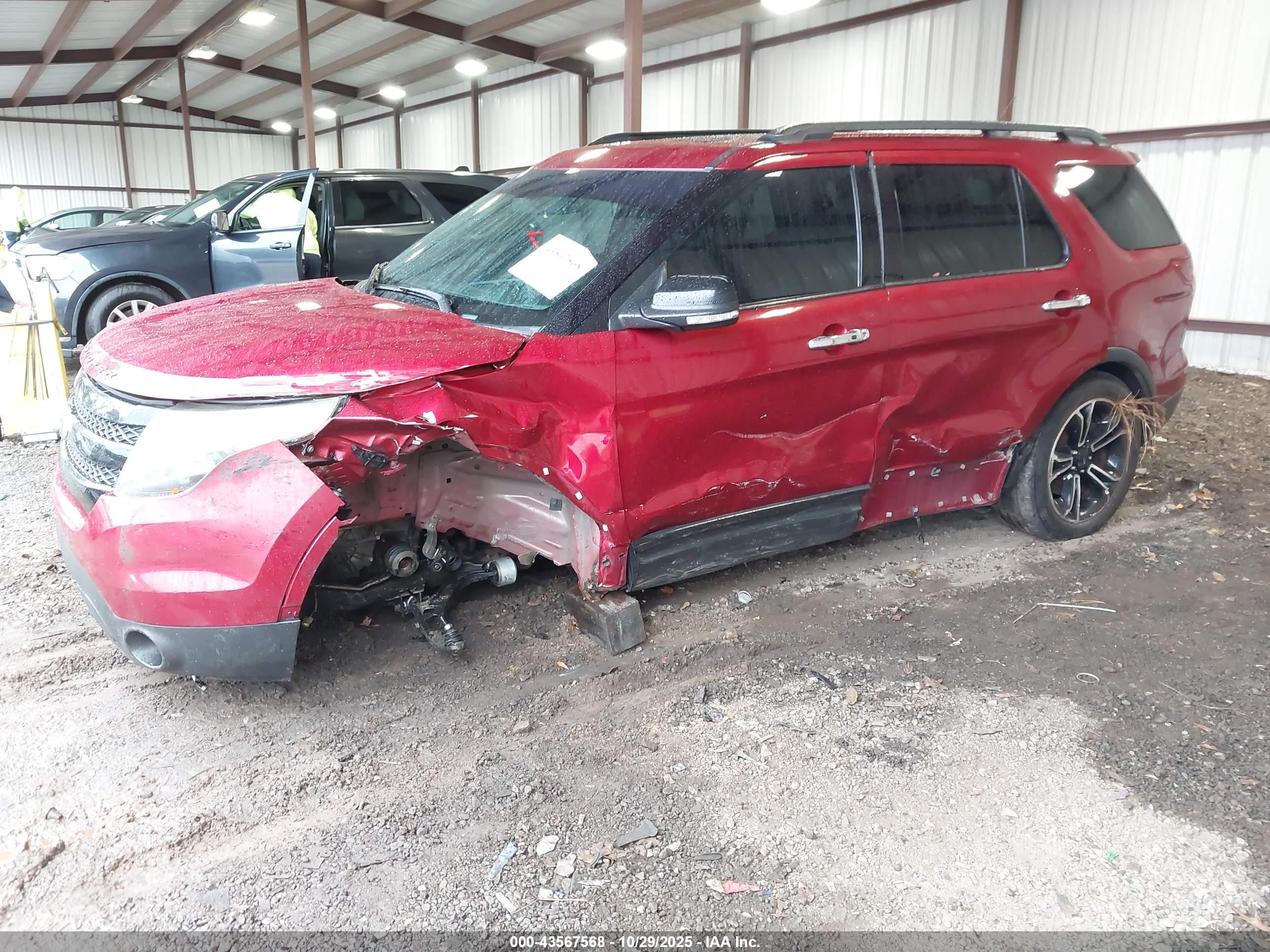 FORD EXPLORER image 2