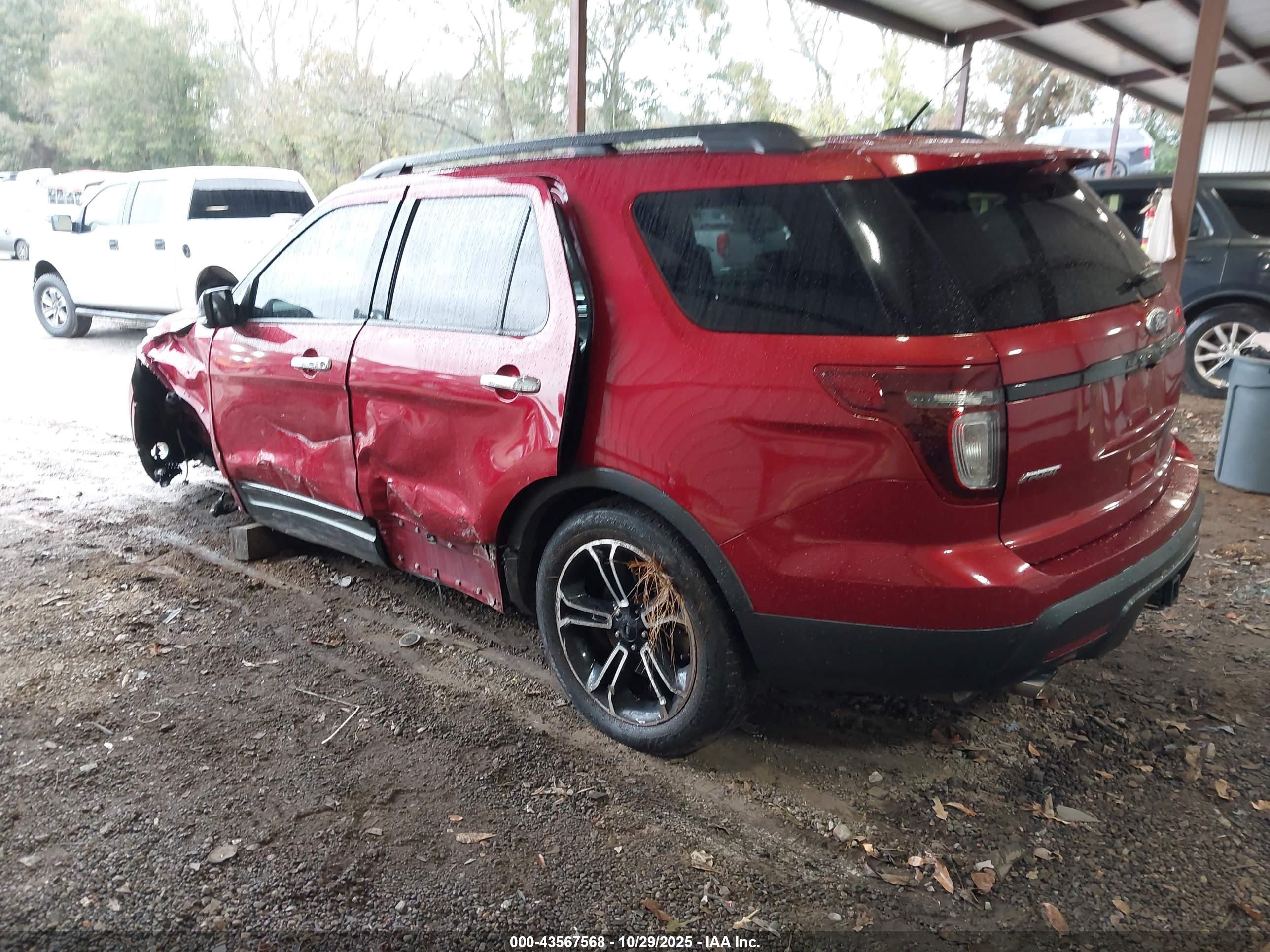 FORD EXPLORER image 3