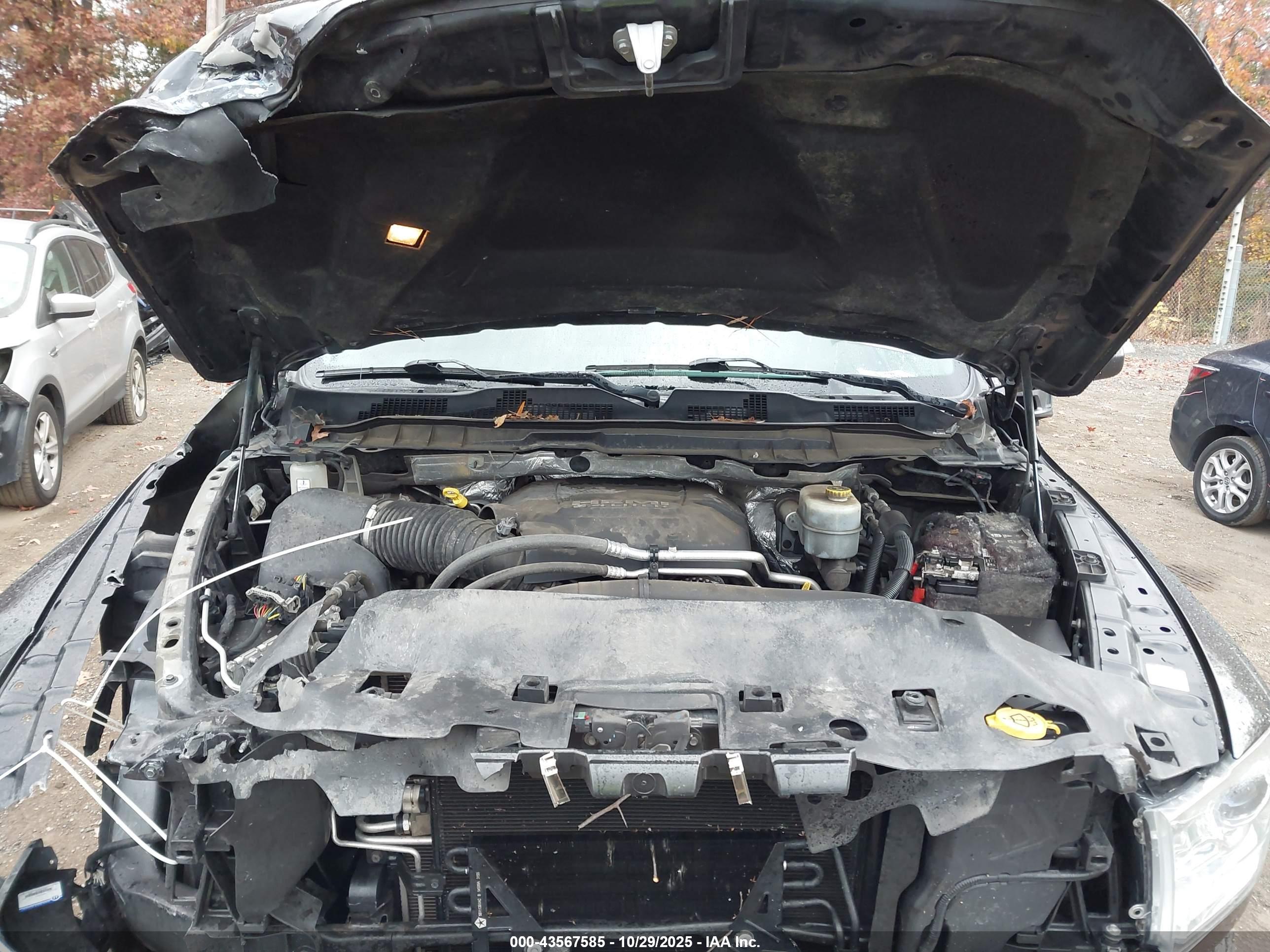 RAM 2500 image 10