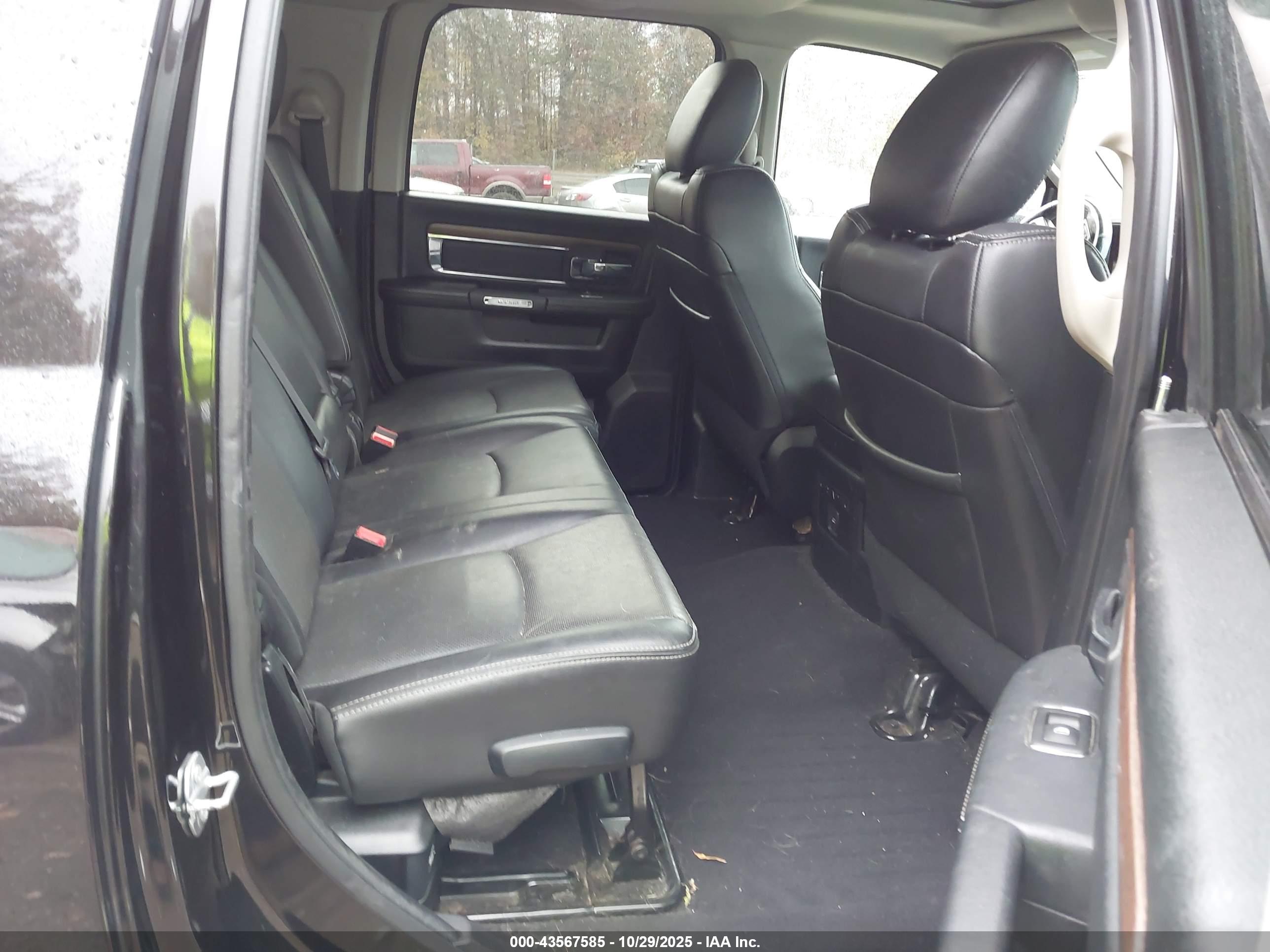 RAM 2500 image 8