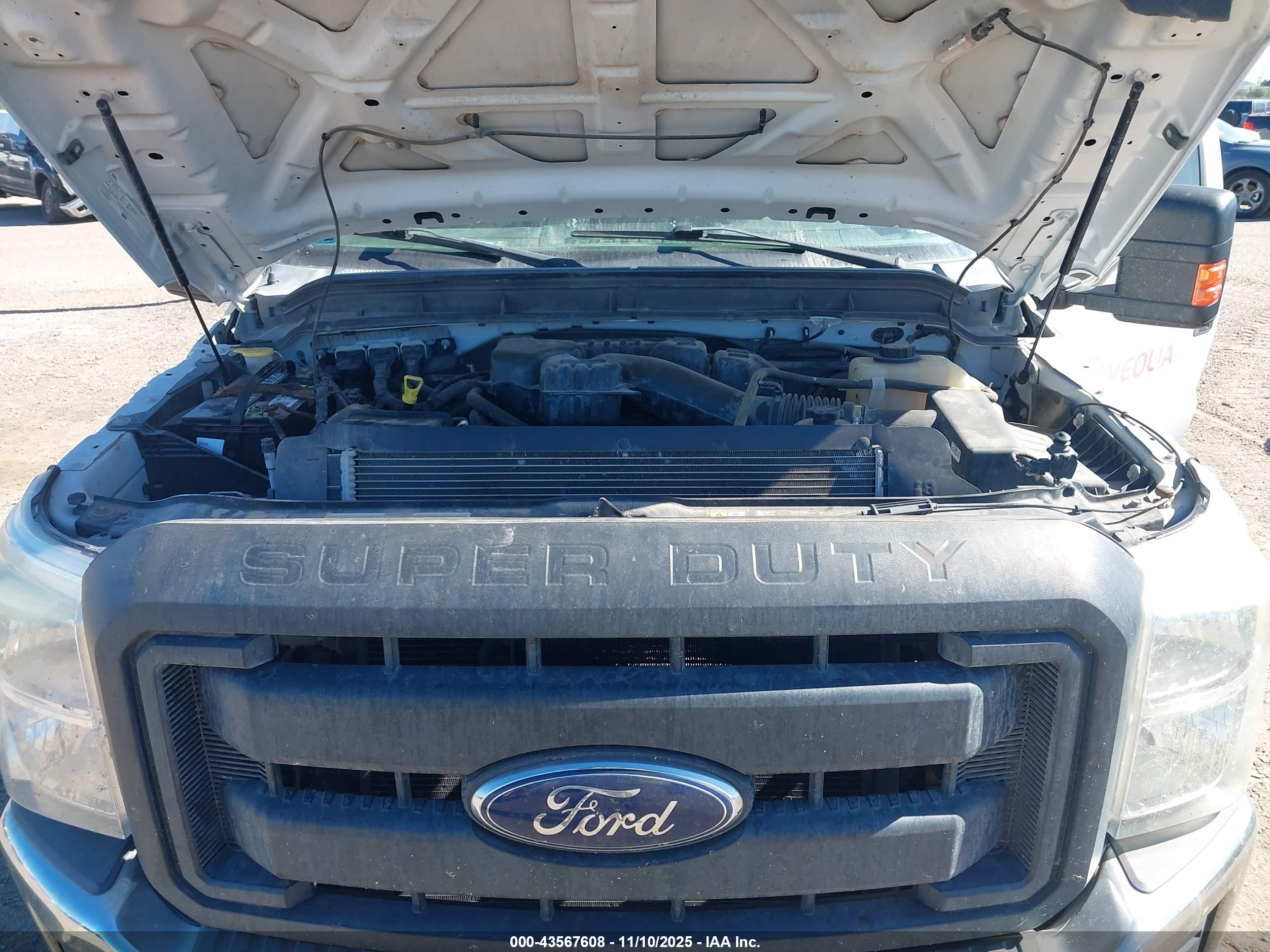 FORD F-250 image 10