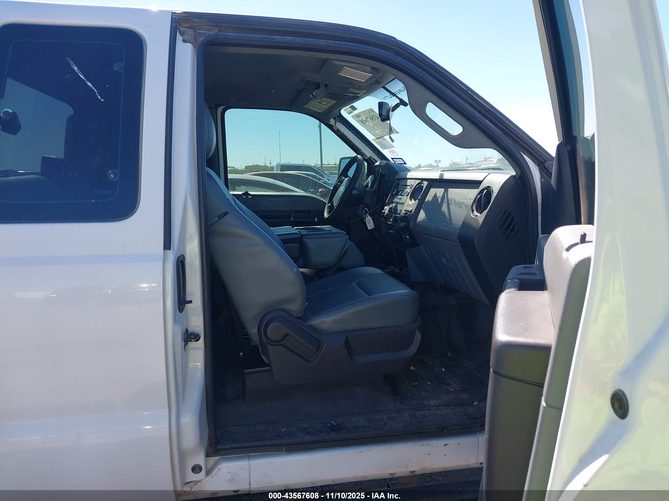 FORD F-250 image 5